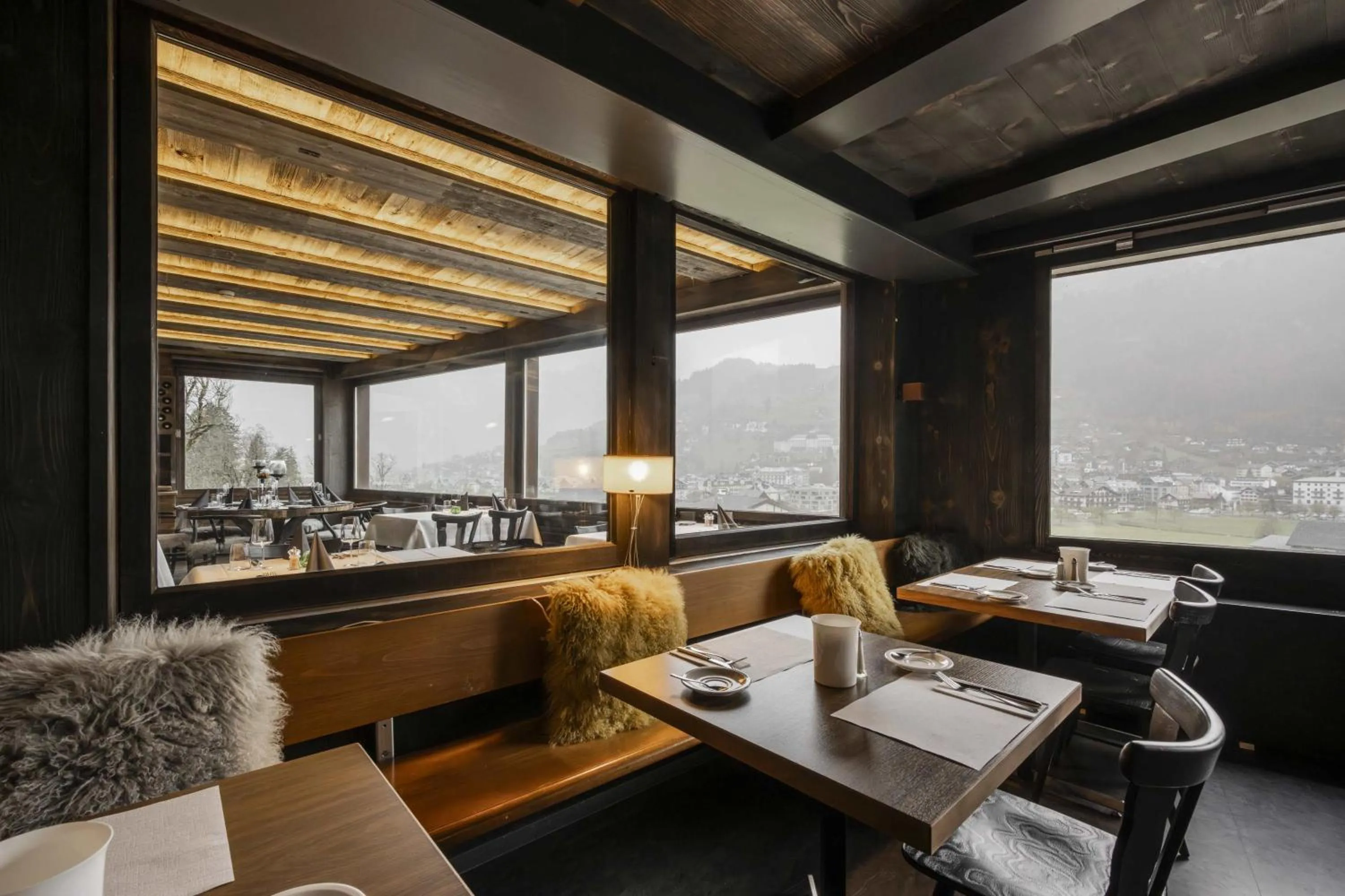 Restaurant/places to eat in Hotel Restaurant Bänklialp