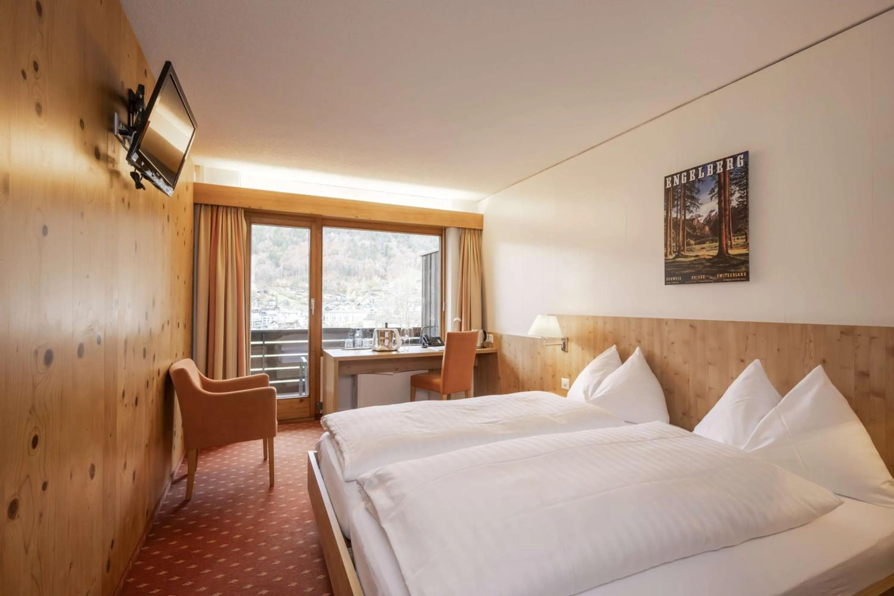 TV and multimedia, Bed in Hotel Restaurant Bänklialp