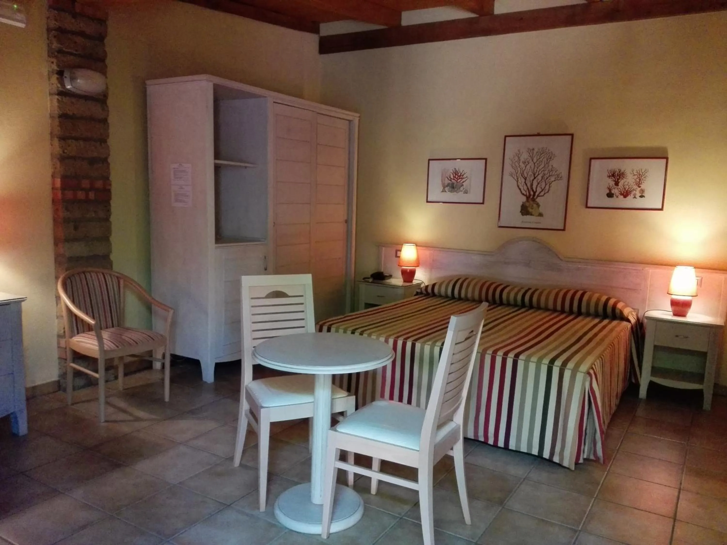 Photo of the whole room in Hotel Acquasanta