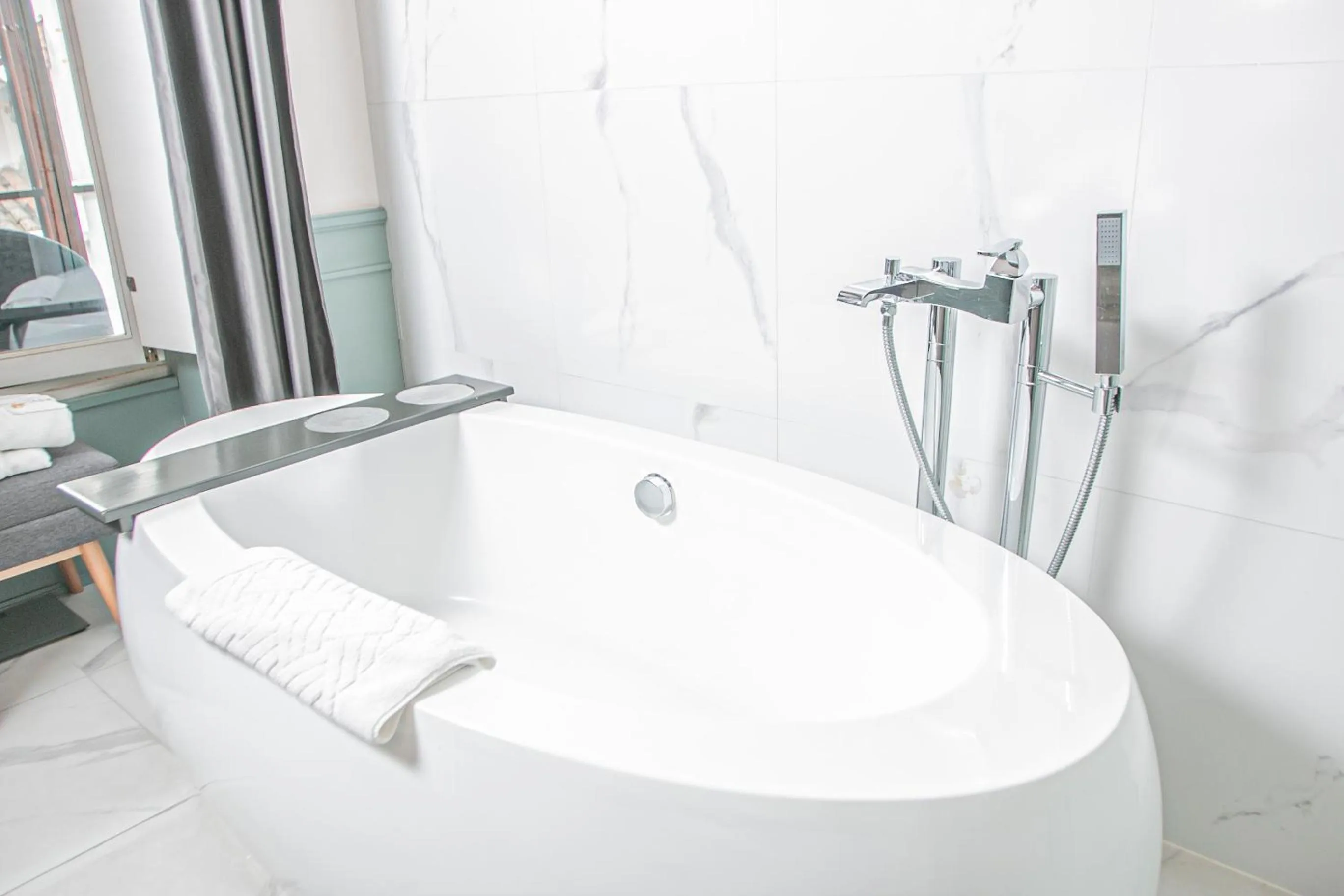 Bathroom in Illa Experience Hotel