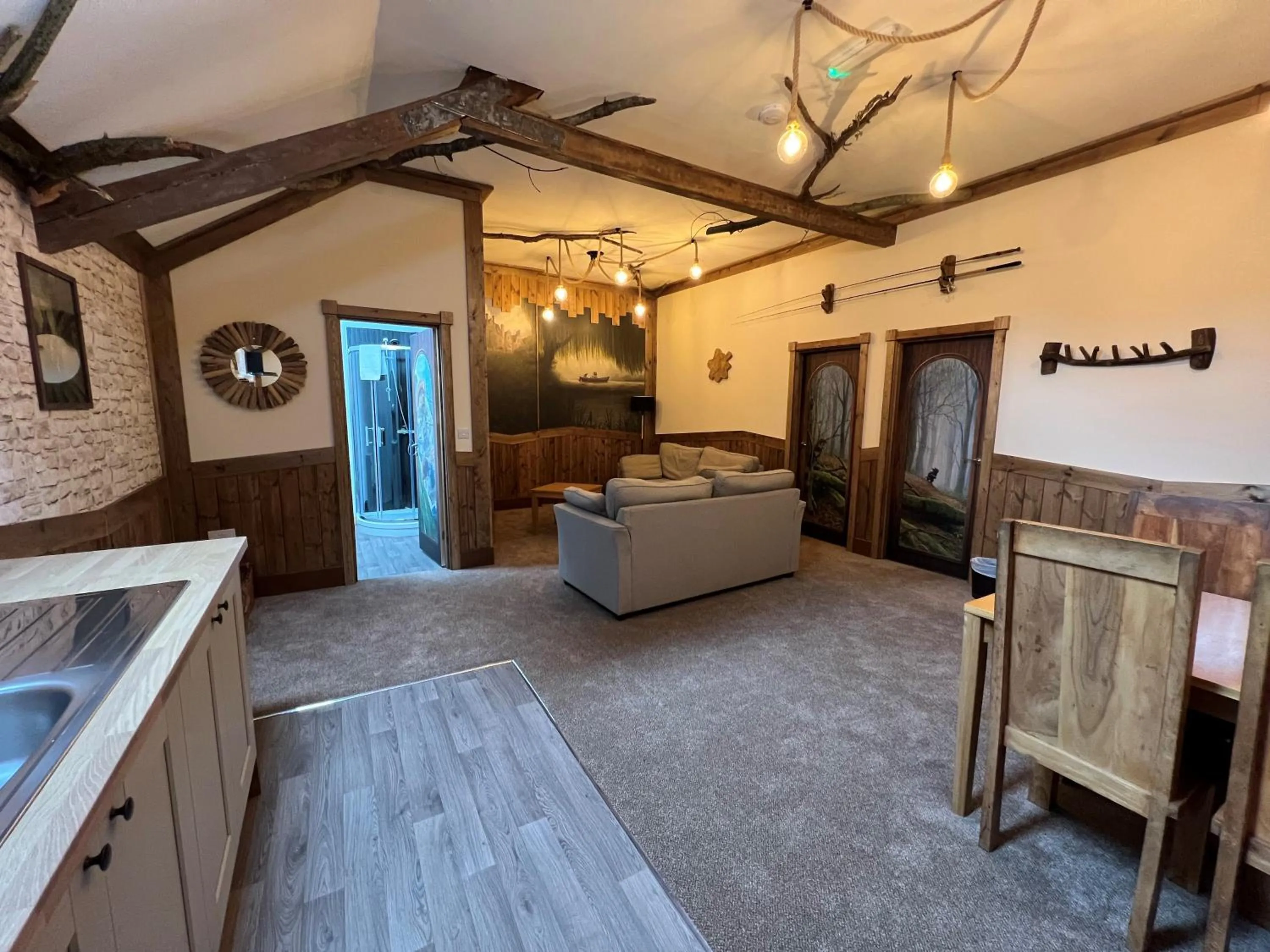 Seating area in Explorers Retreat Matlock Bath