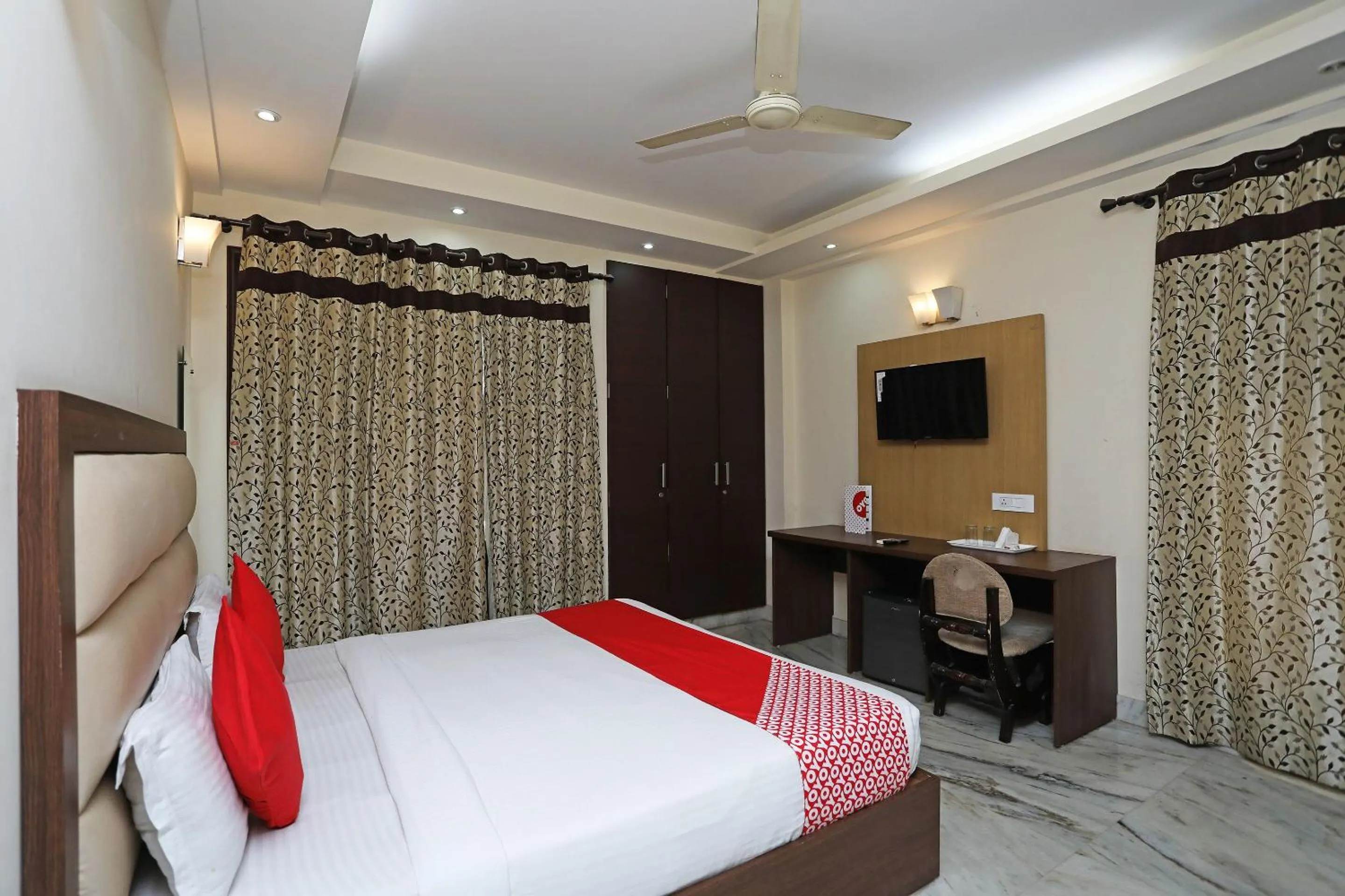 Bathroom, Bed in Hotel O South Paradise