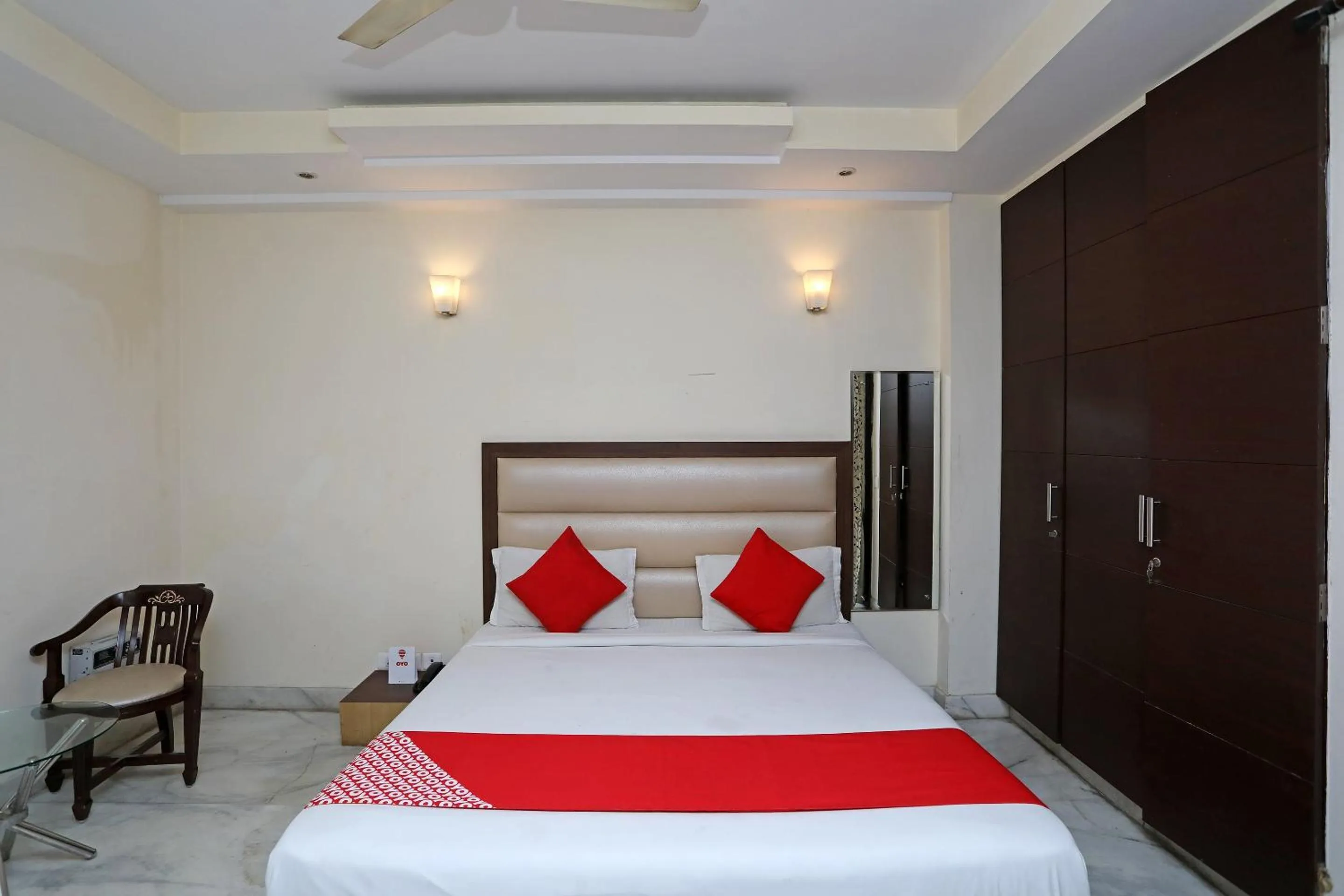 Lobby or reception, Bed in Hotel O South Paradise