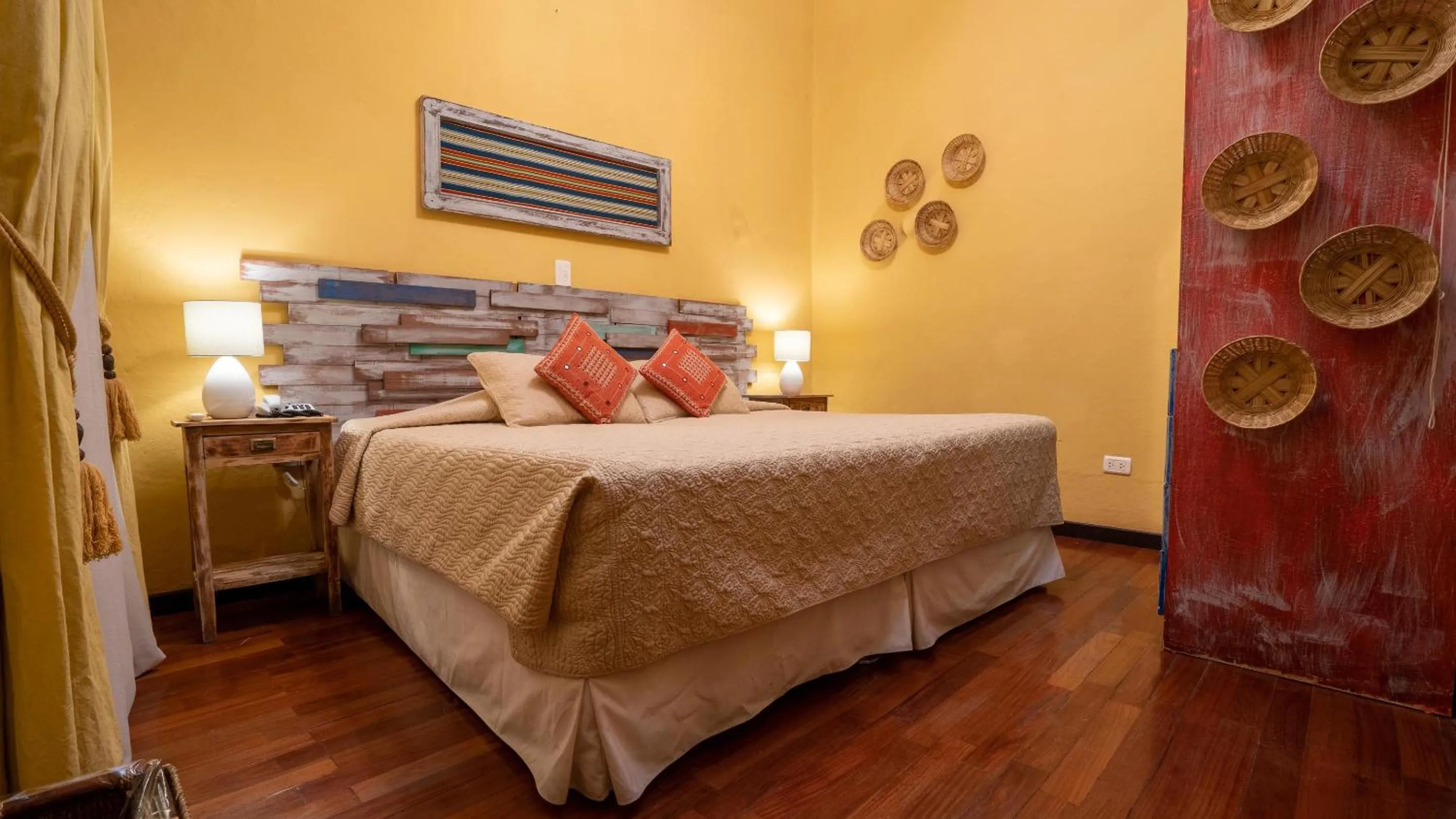 Photo of the whole room in Andean Wings Boutique Hotel