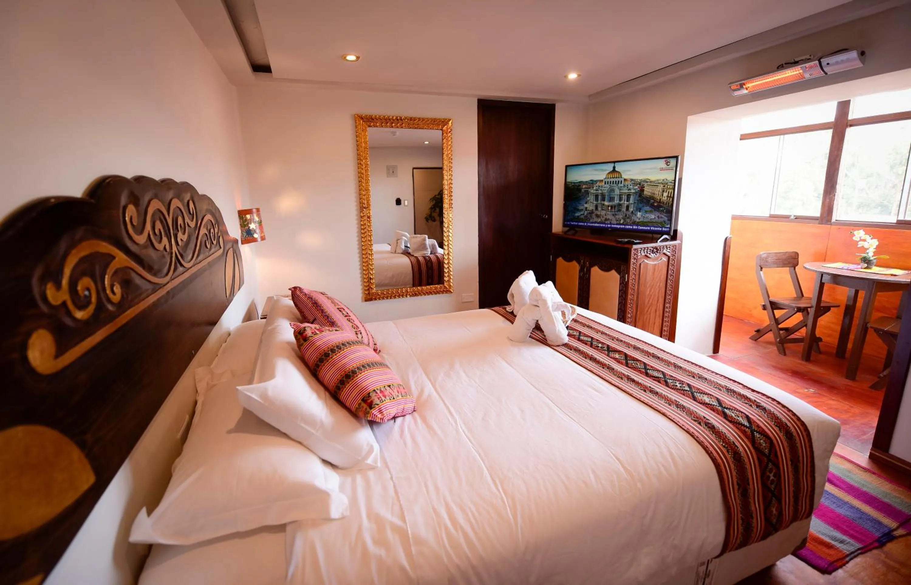 Photo of the whole room, Bed in Hotel Boutique Gold Garden