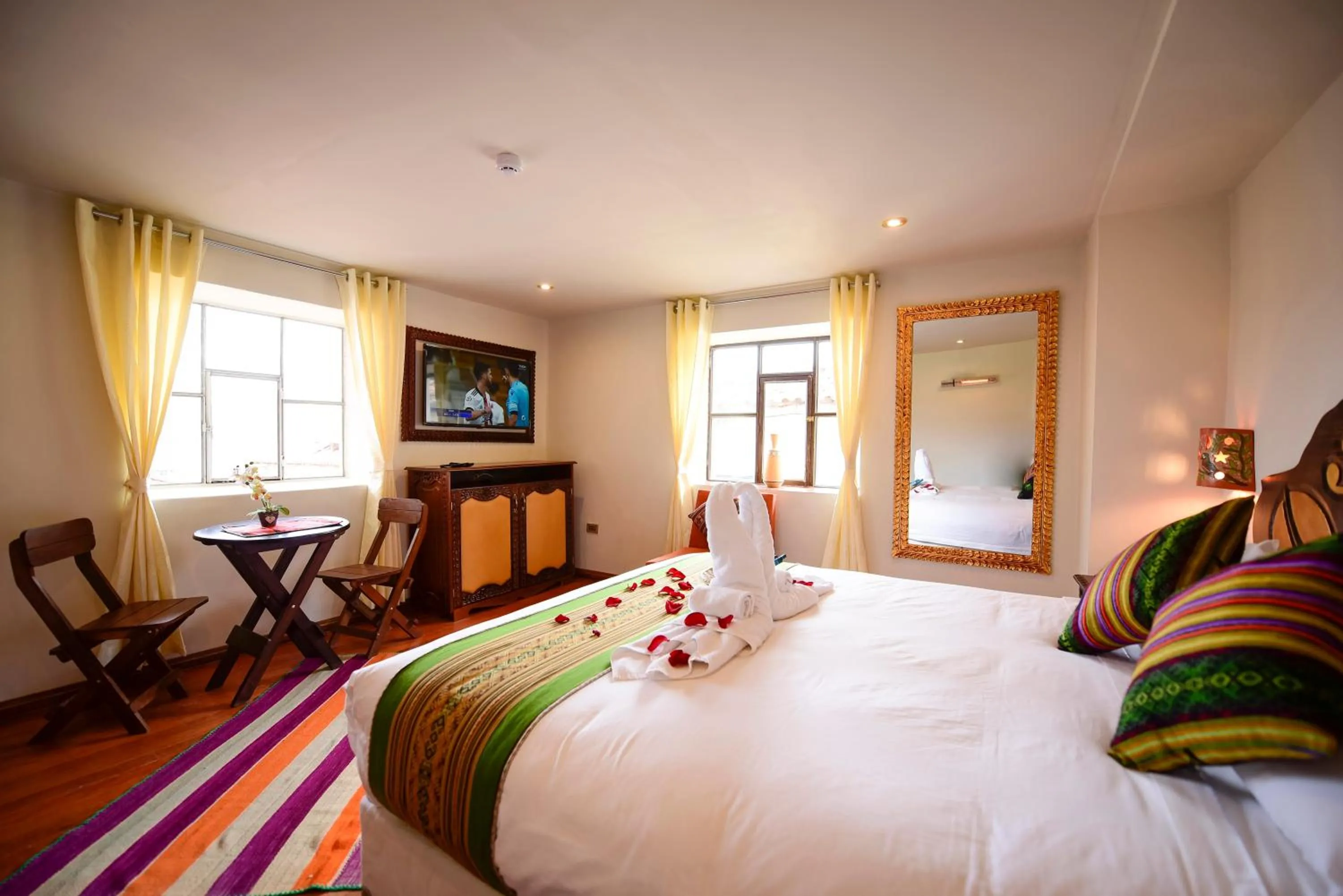 Photo of the whole room, Bed in Hotel Boutique Gold Garden