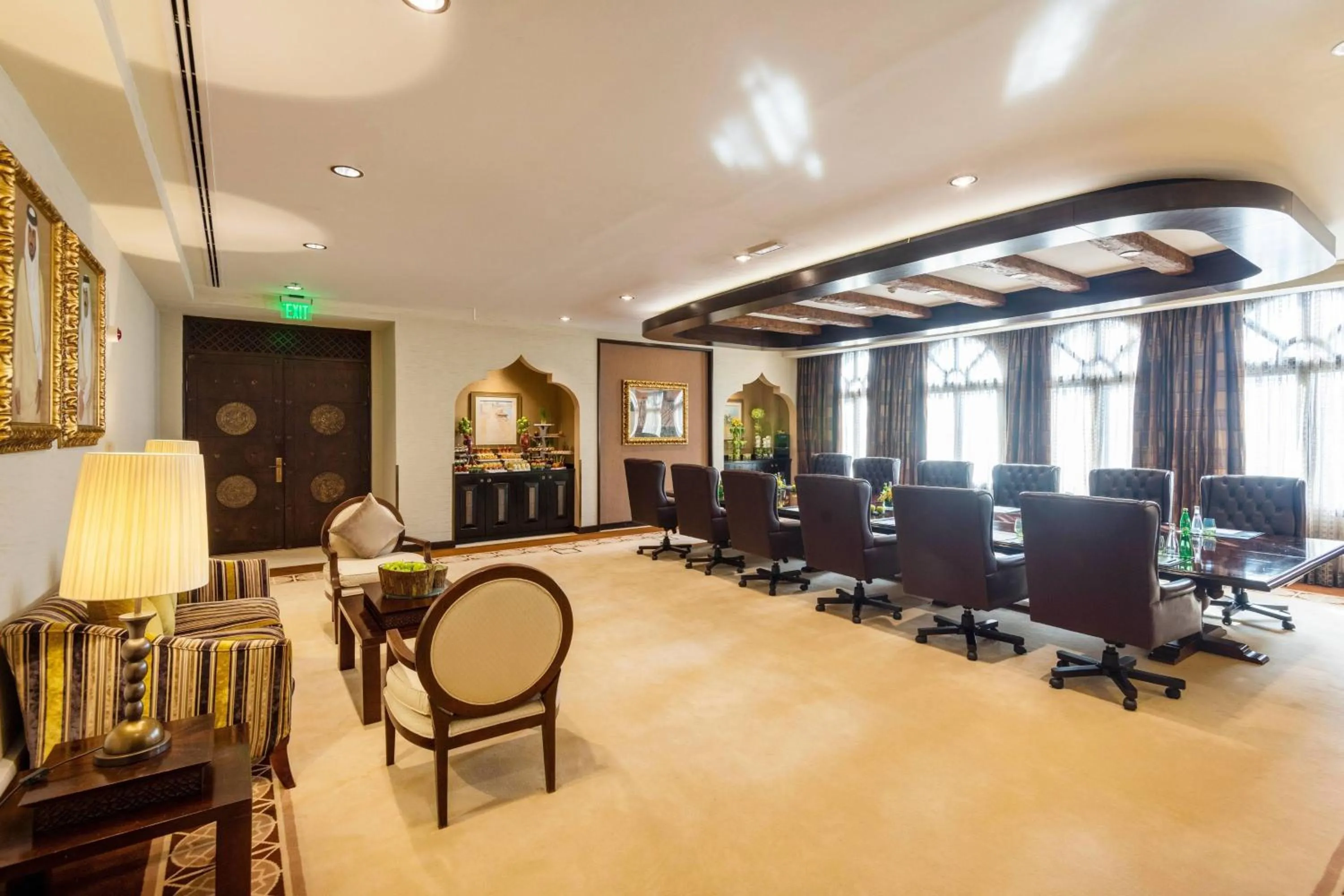 Meeting/conference room in Sharq Village & Spa, a Ritz-Carlton Hotel