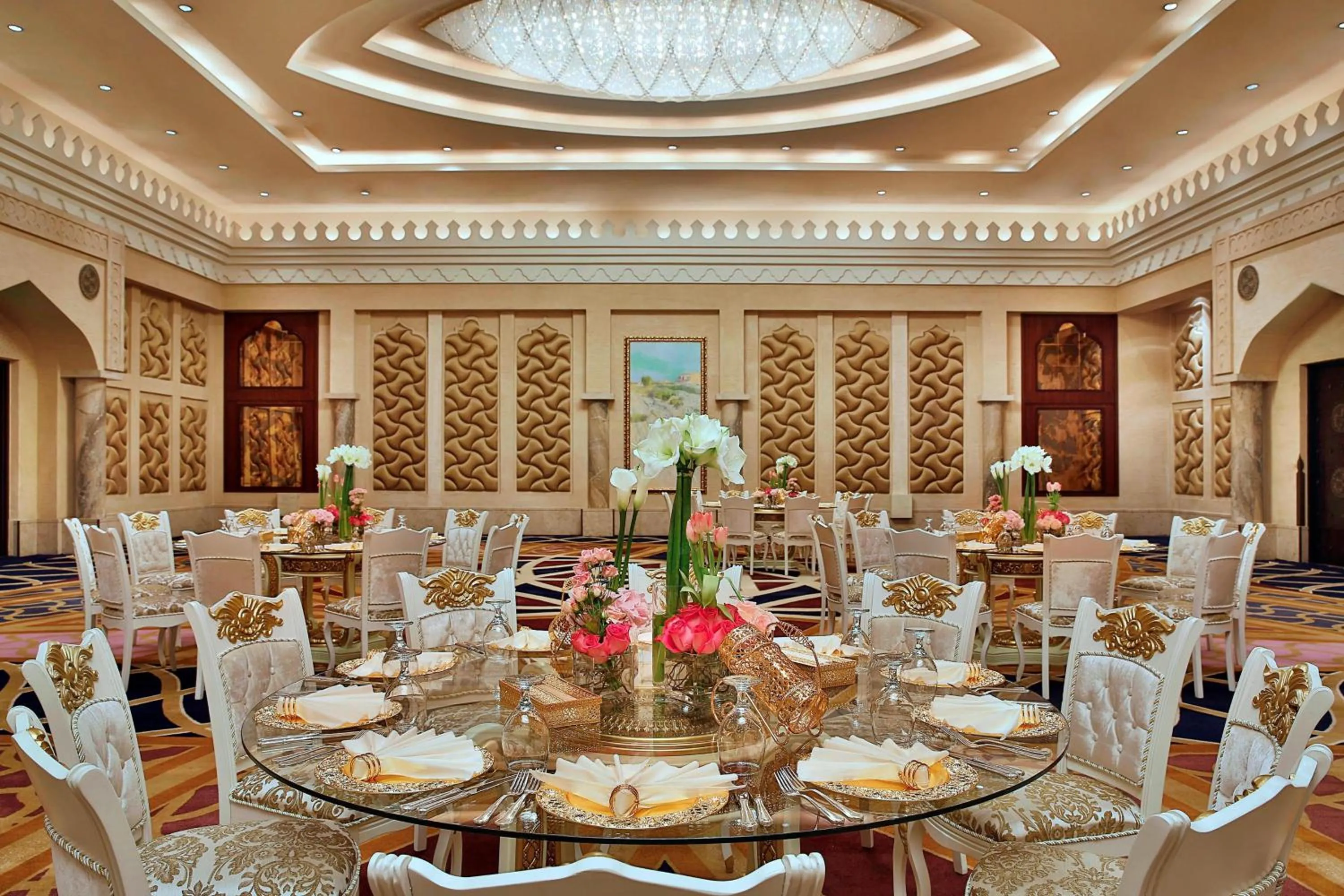 Lobby or reception in Sharq Village & Spa, a Ritz-Carlton Hotel