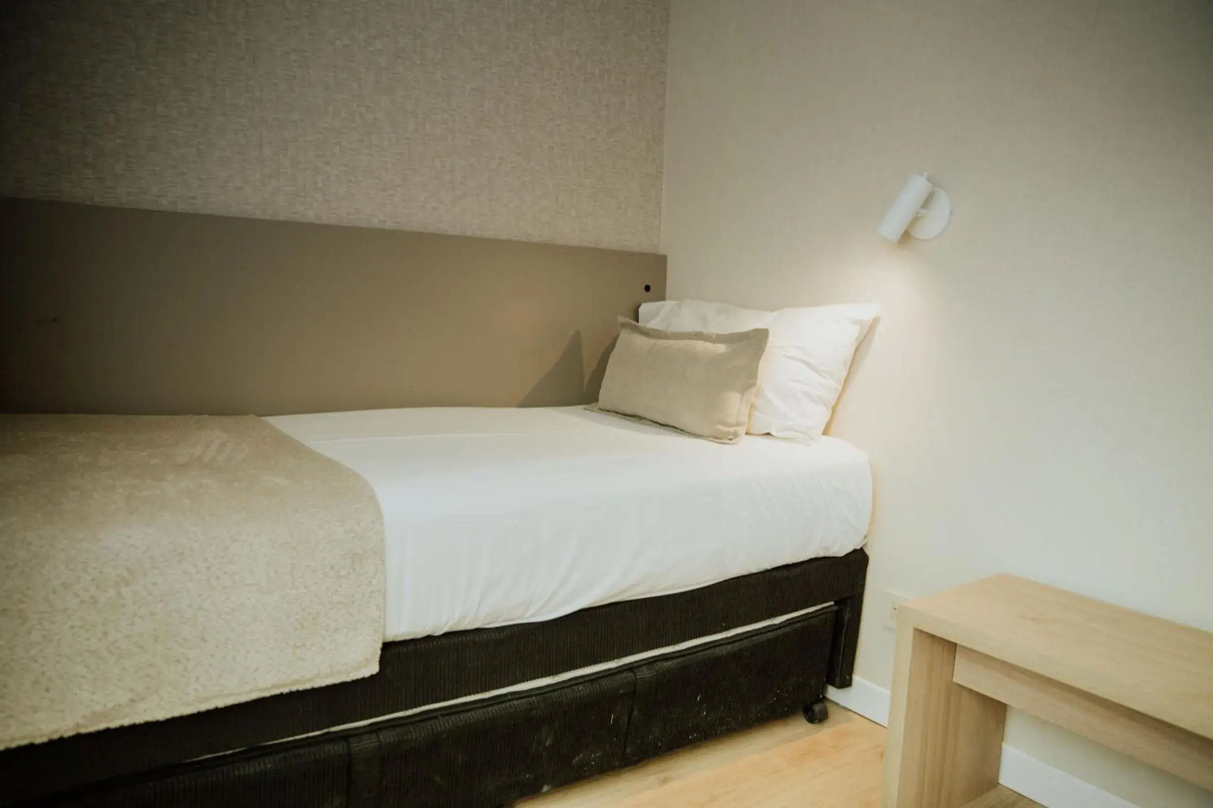 Standard Triple Room in Hotel Las Lengas Standard Triple Room in Hotel Las Lengas