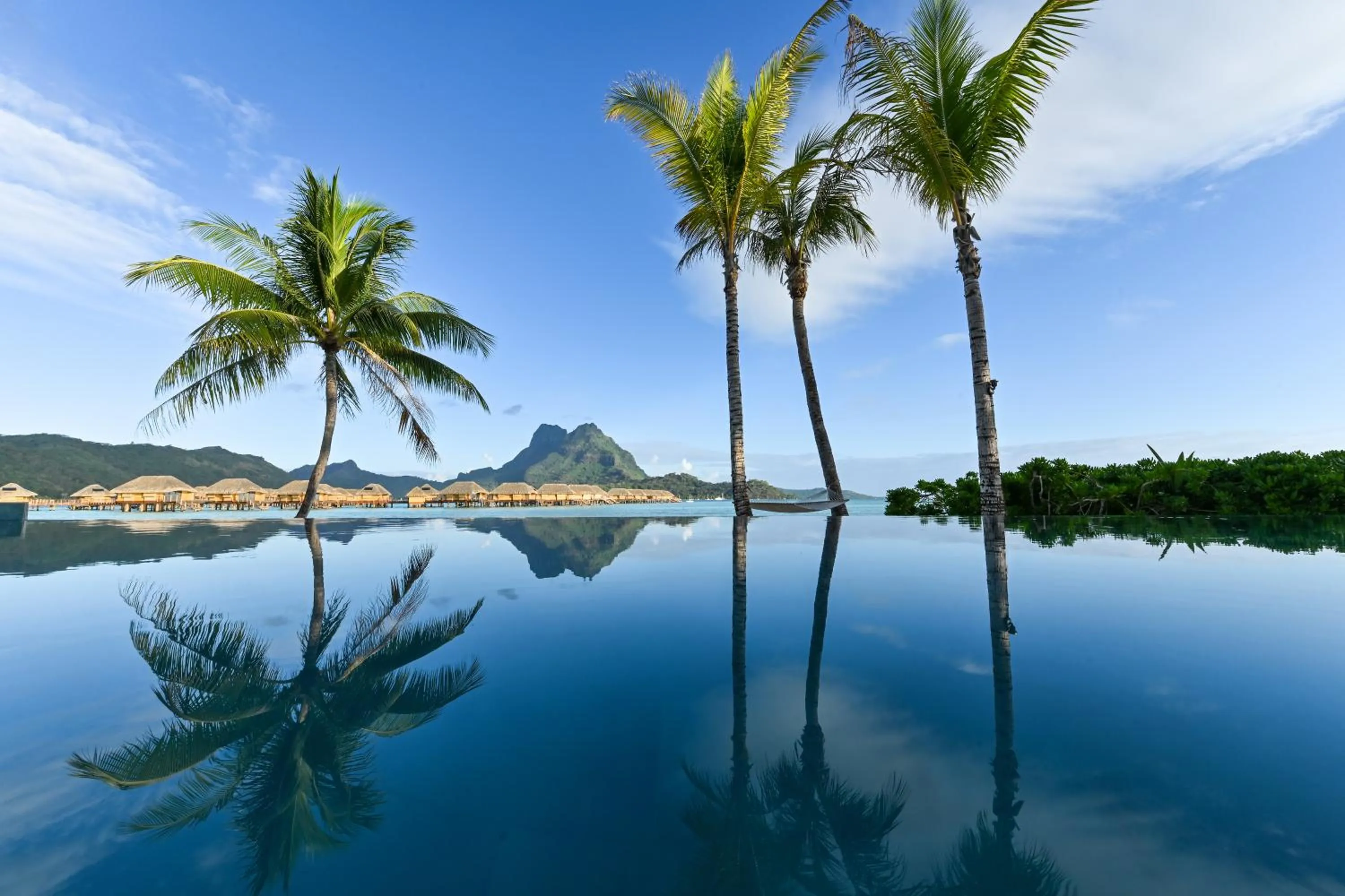 Swimming pool in Le Bora Bora by Pearl Resorts