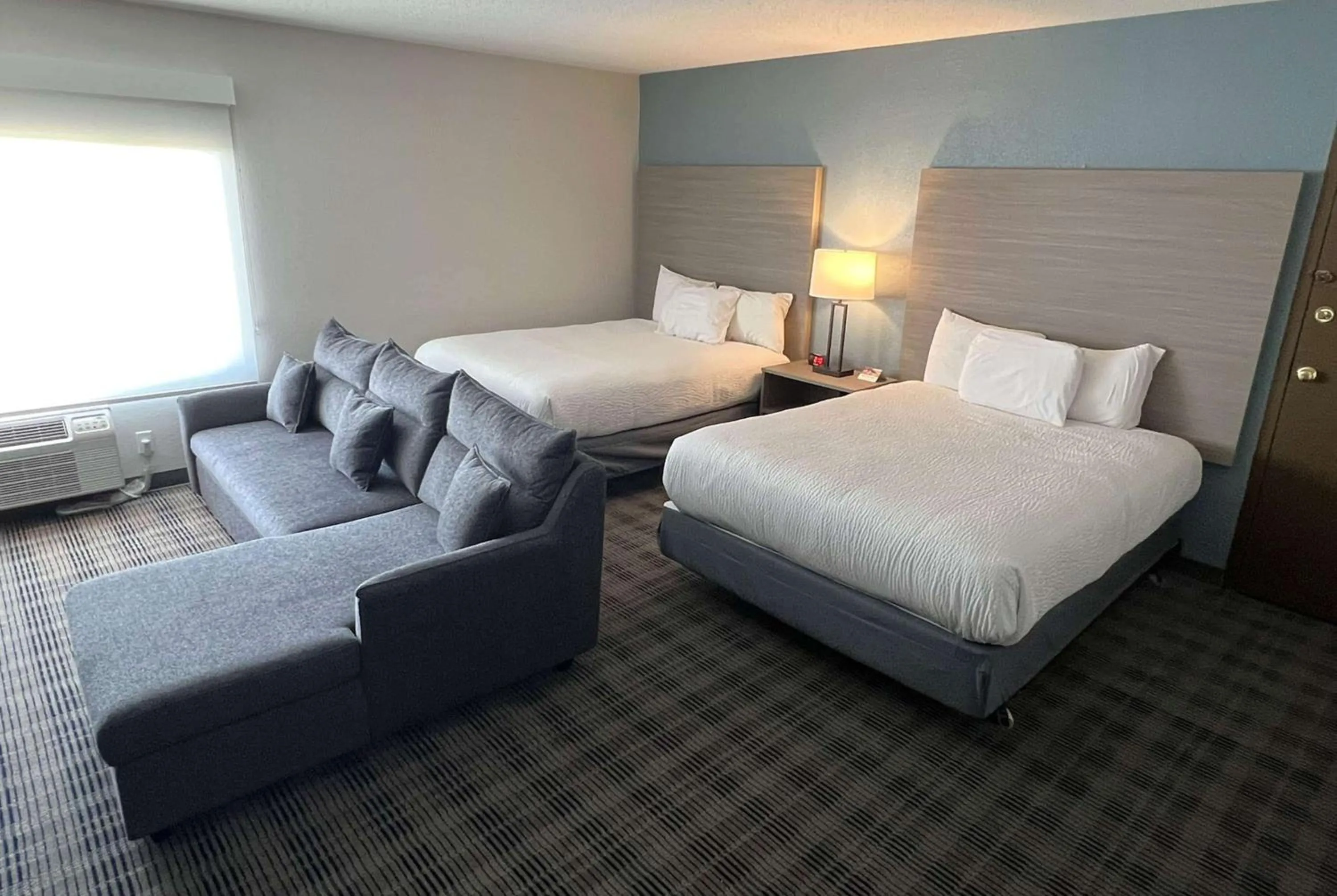 Photo of the whole room, Bed in AmericInn by Wyndham Baxter Brainerd