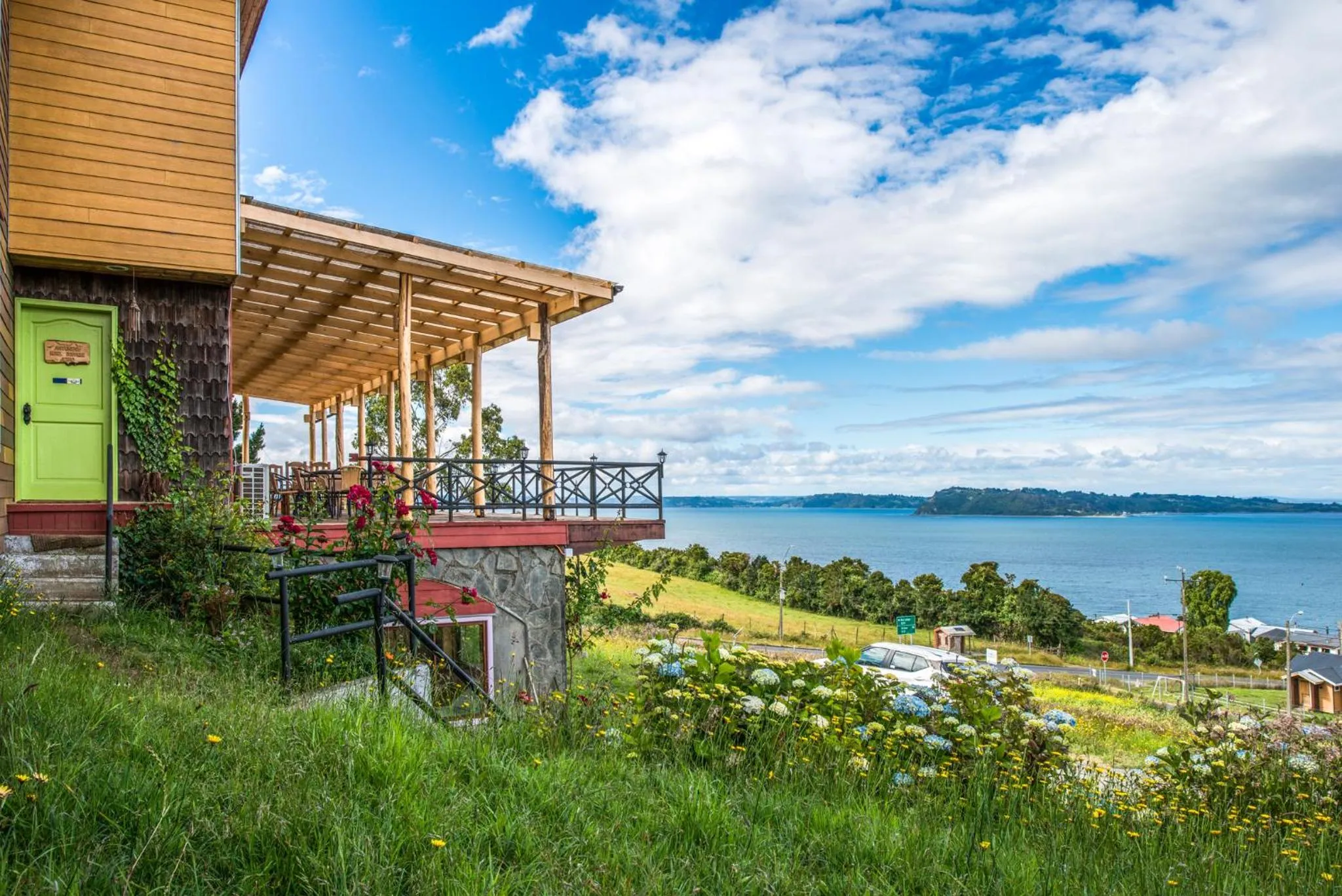 Property building in Hotel Boutique Antukenu