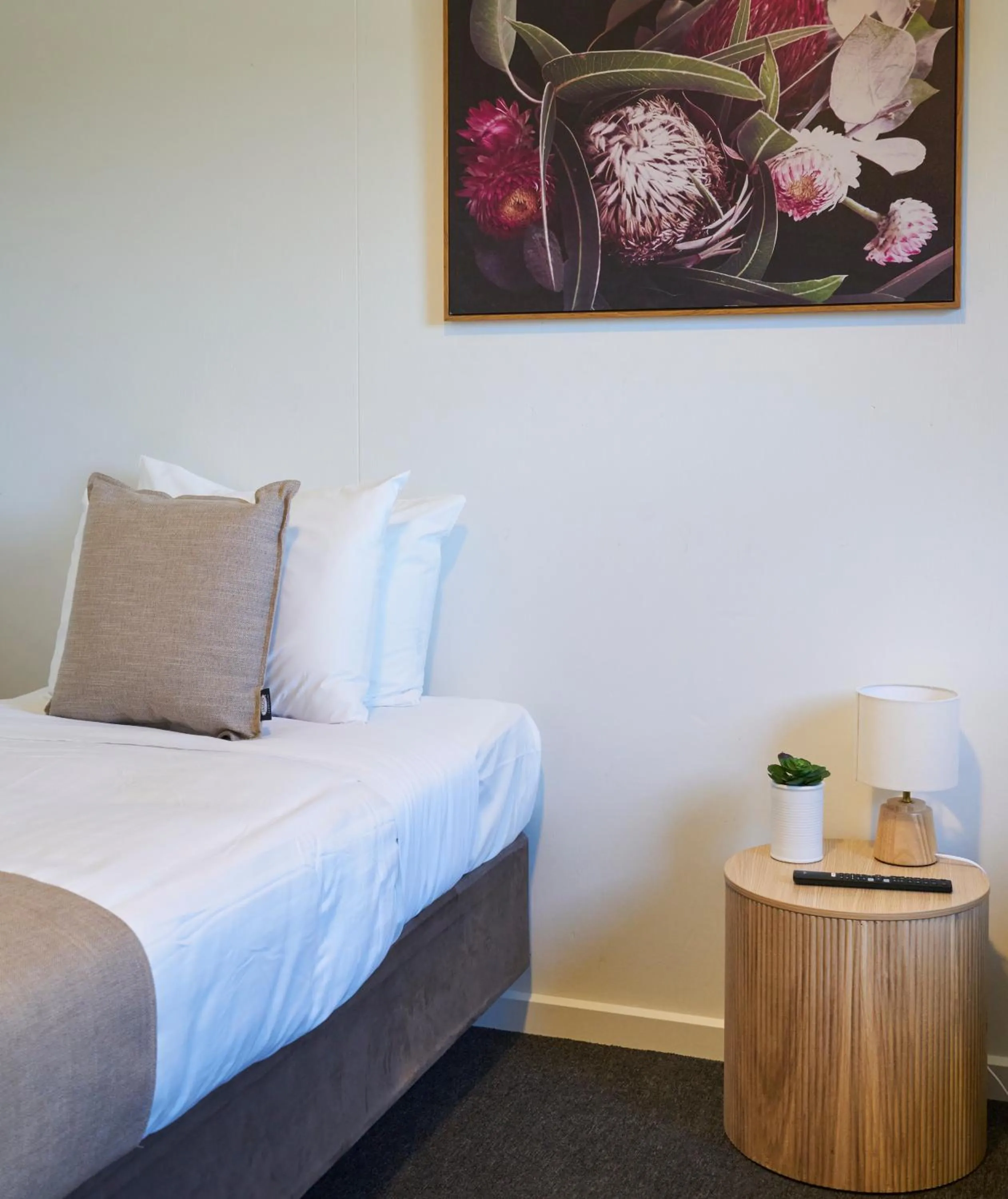 Property building, Bed in The Island Accommodation