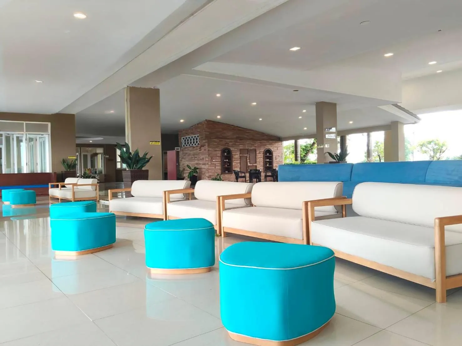 Lobby or reception in Royal Phala Cliff Beach Resort