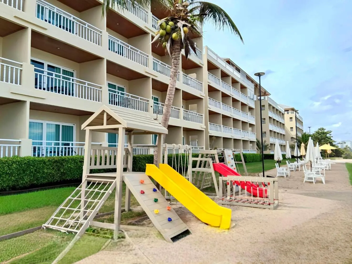 Beach in Royal Phala Cliff Beach Resort