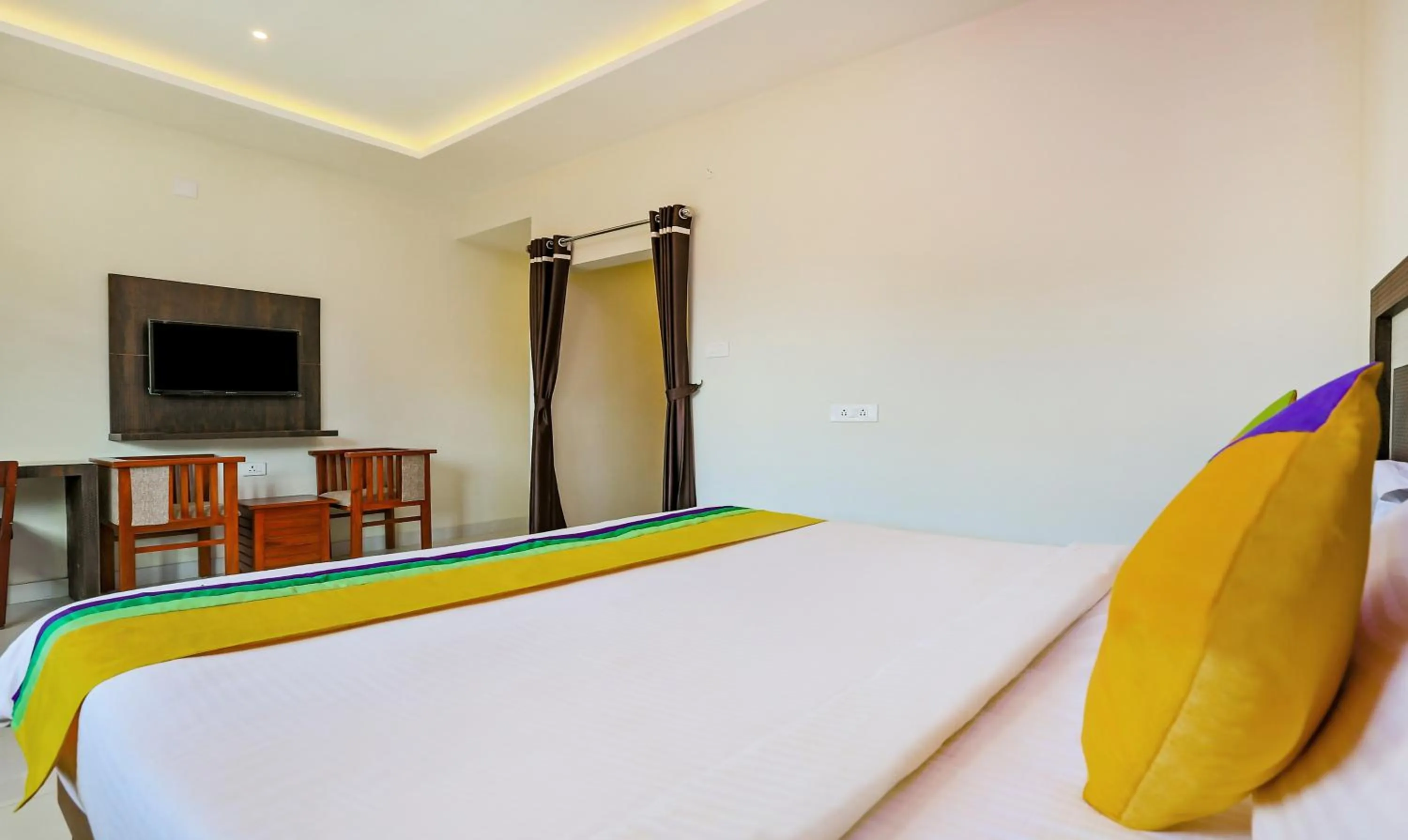 Bedroom, Bed in Itsy Hotels Kottaram Residency