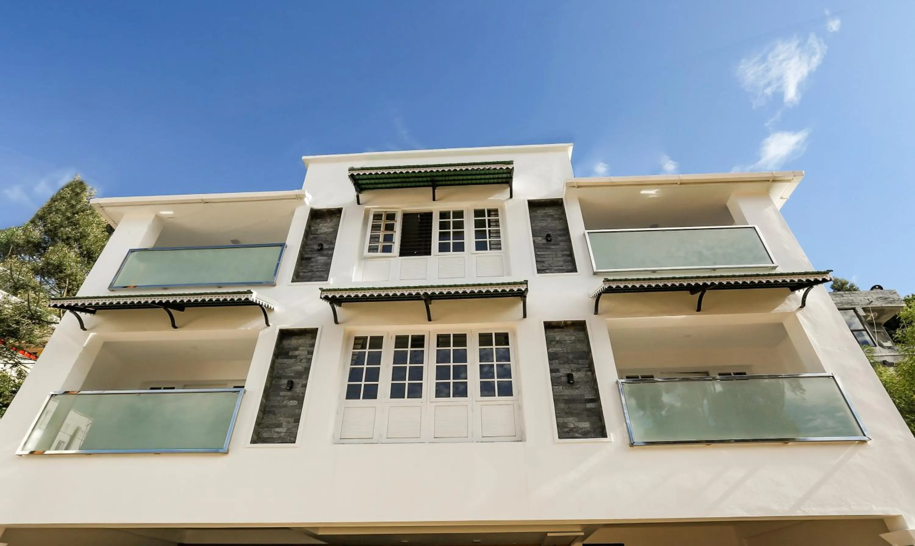 Facade/entrance in Itsy Hotels Kottaram Residency