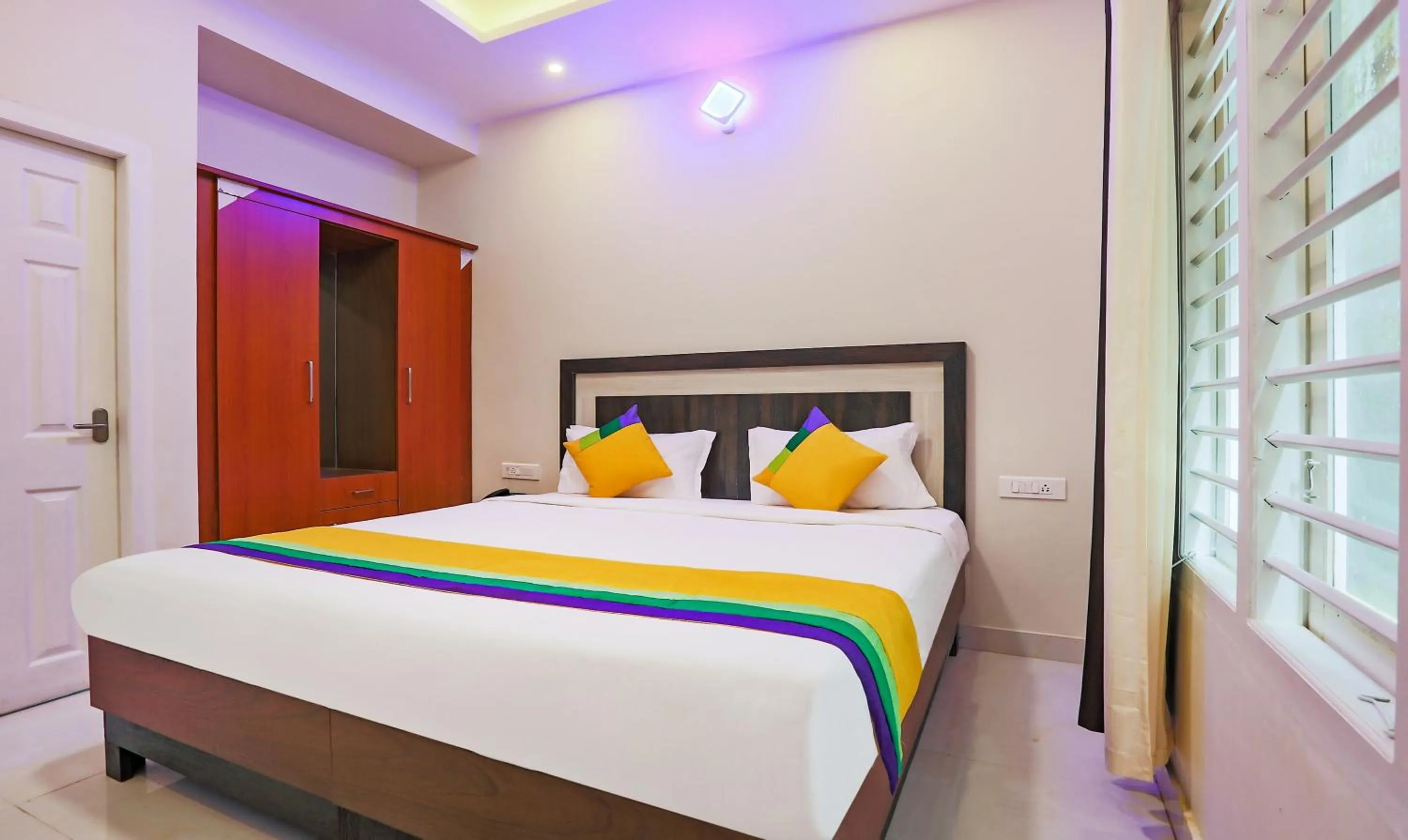 Bedroom, Bed in Itsy Hotels Kottaram Residency
