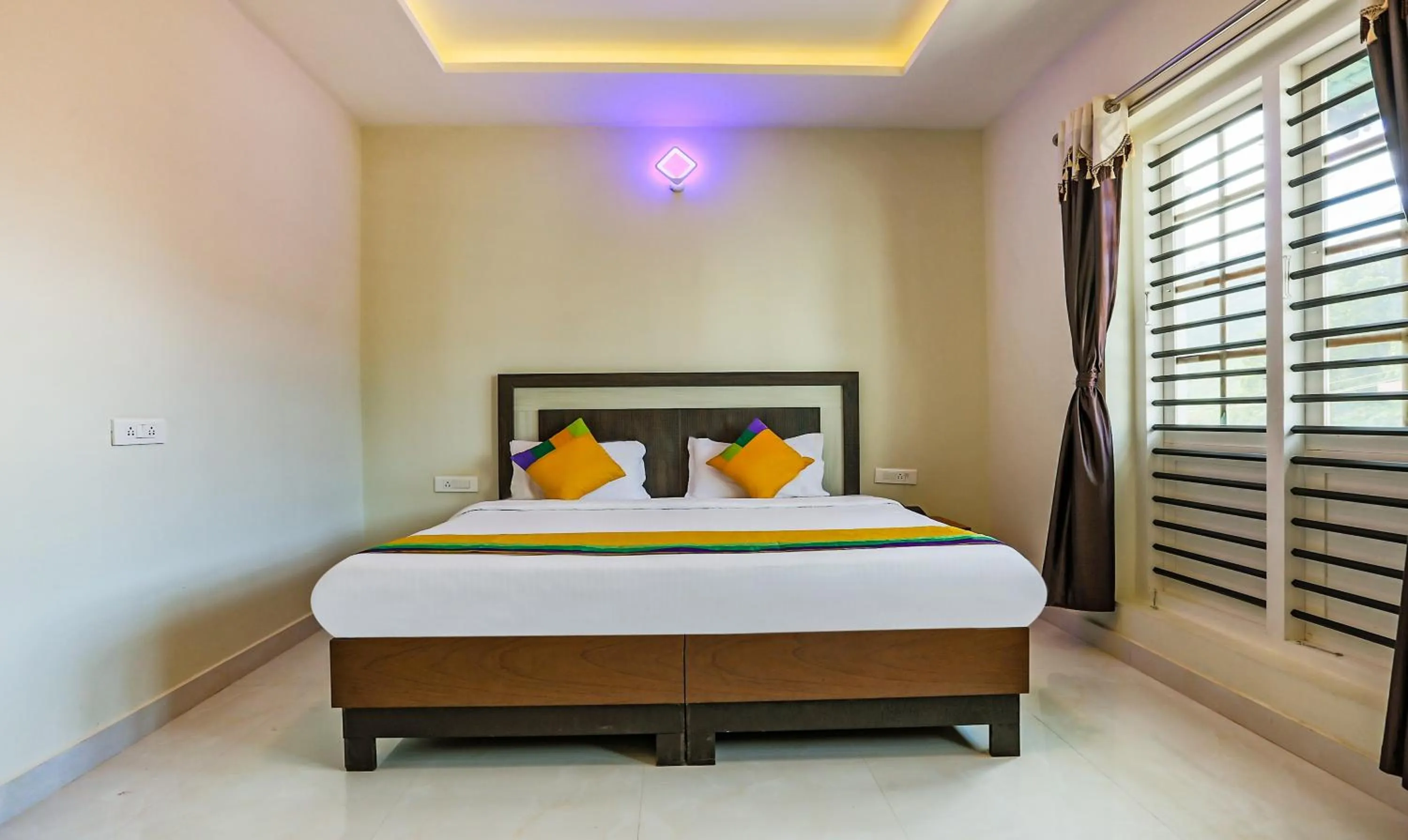 Bedroom, Bed in Itsy Hotels Kottaram Residency