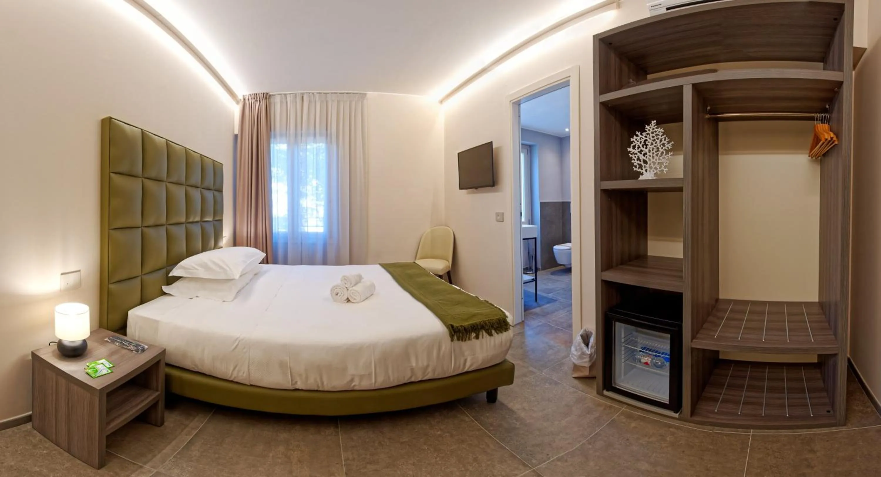 Bed in Albergo Giuan Arma di Taggia