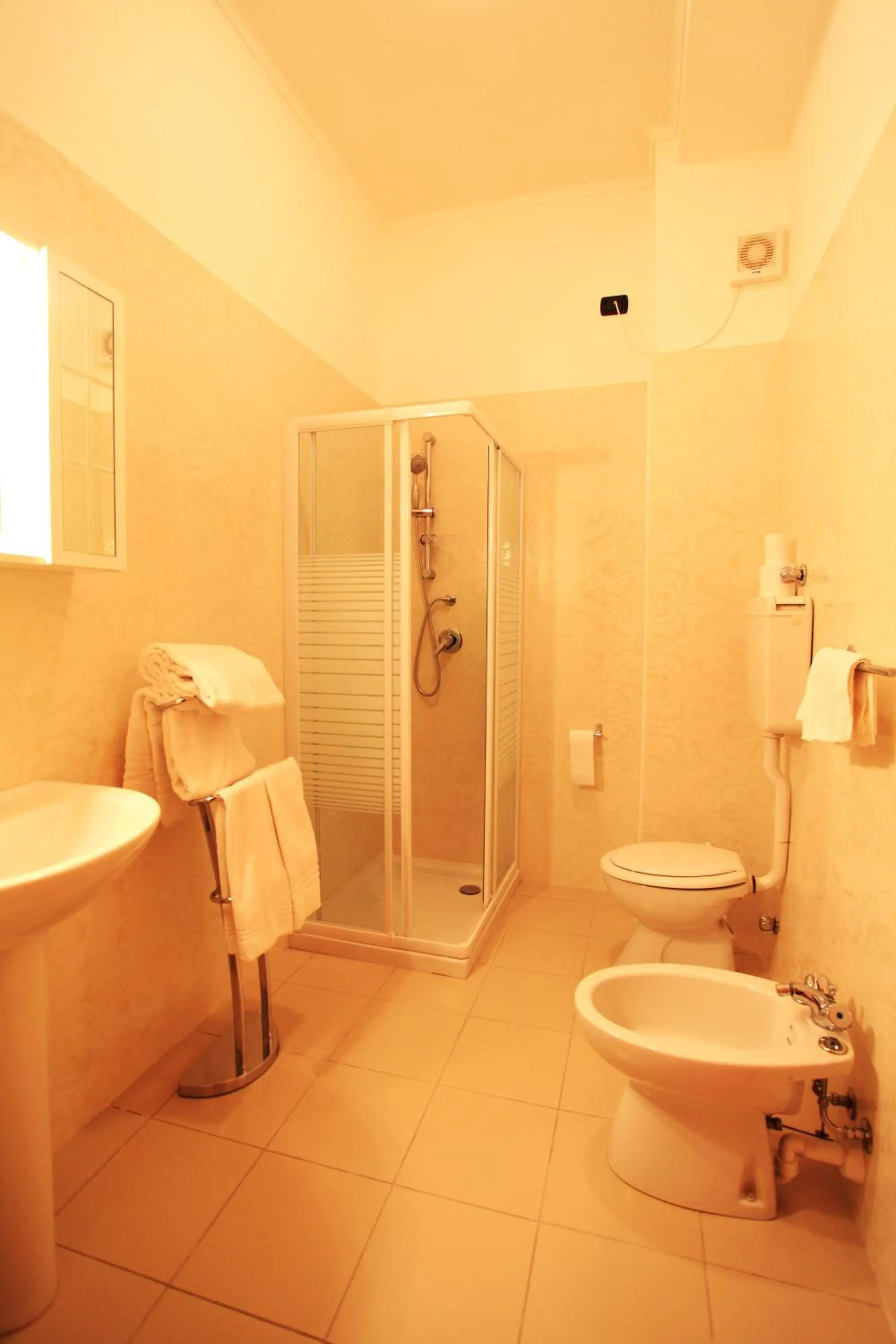 Bathroom in Hotel Torrismondi