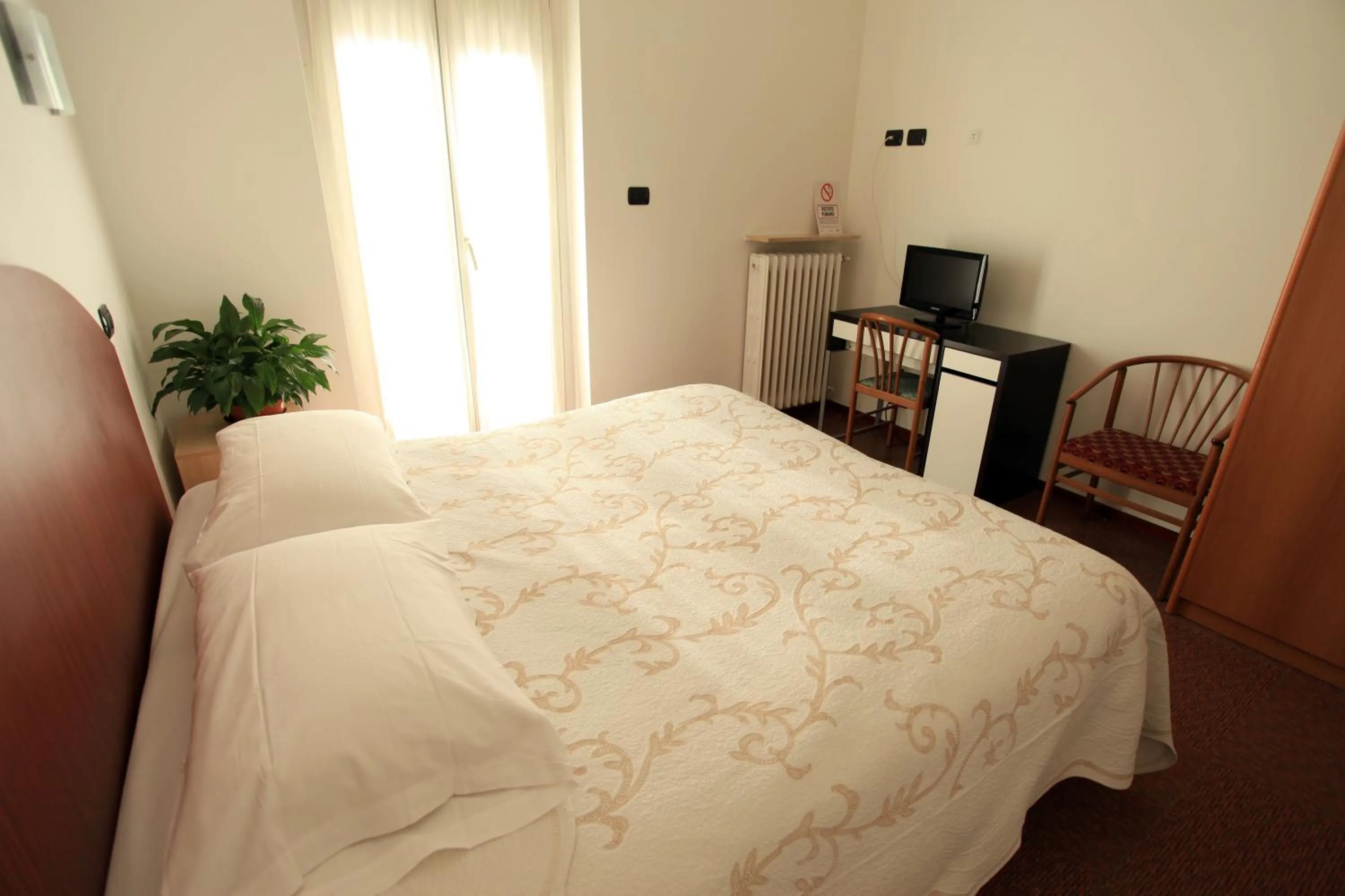 Photo of the whole room, Bed in Hotel Torrismondi