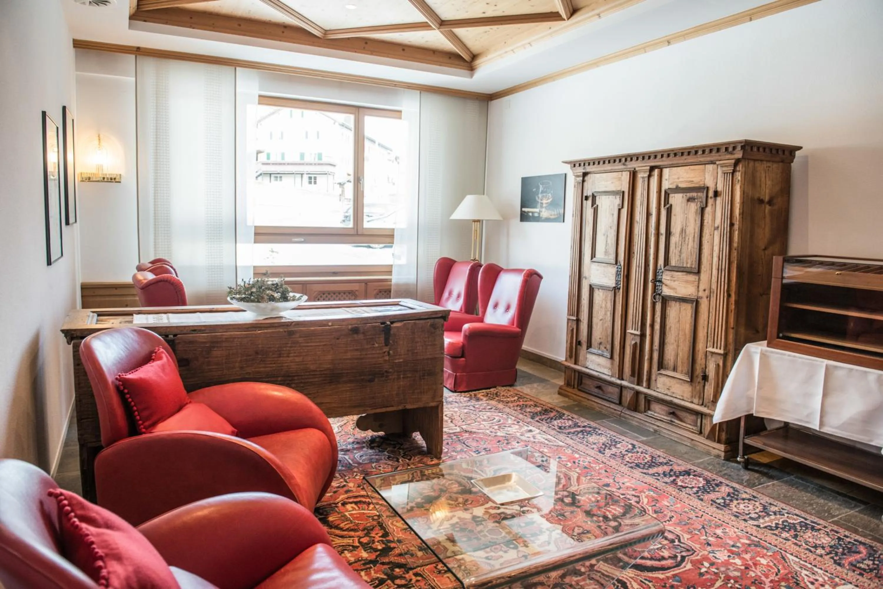 Lounge or bar in Posthotel Valbella - Berge, Spa & Wir