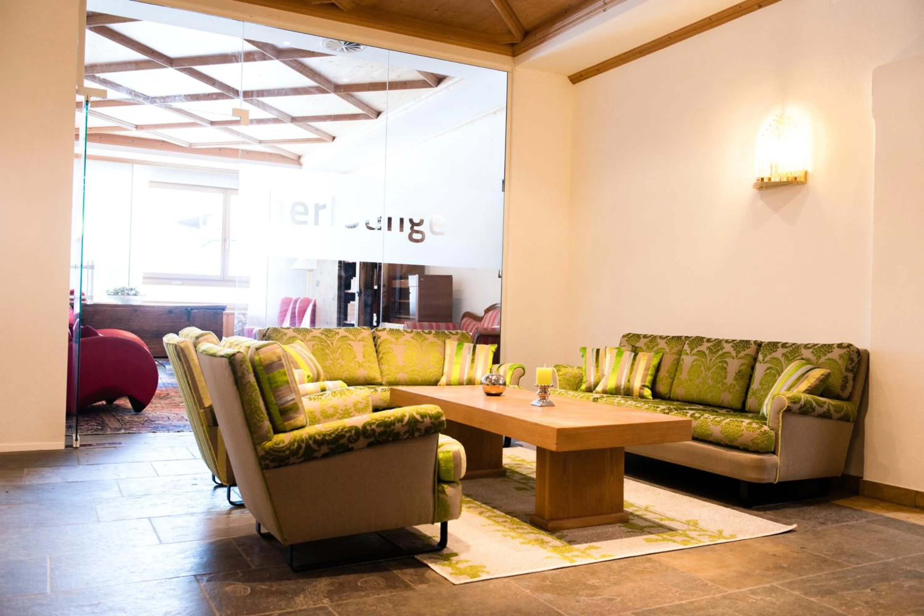 Lounge or bar in Posthotel Valbella - Berge, Spa & Wir