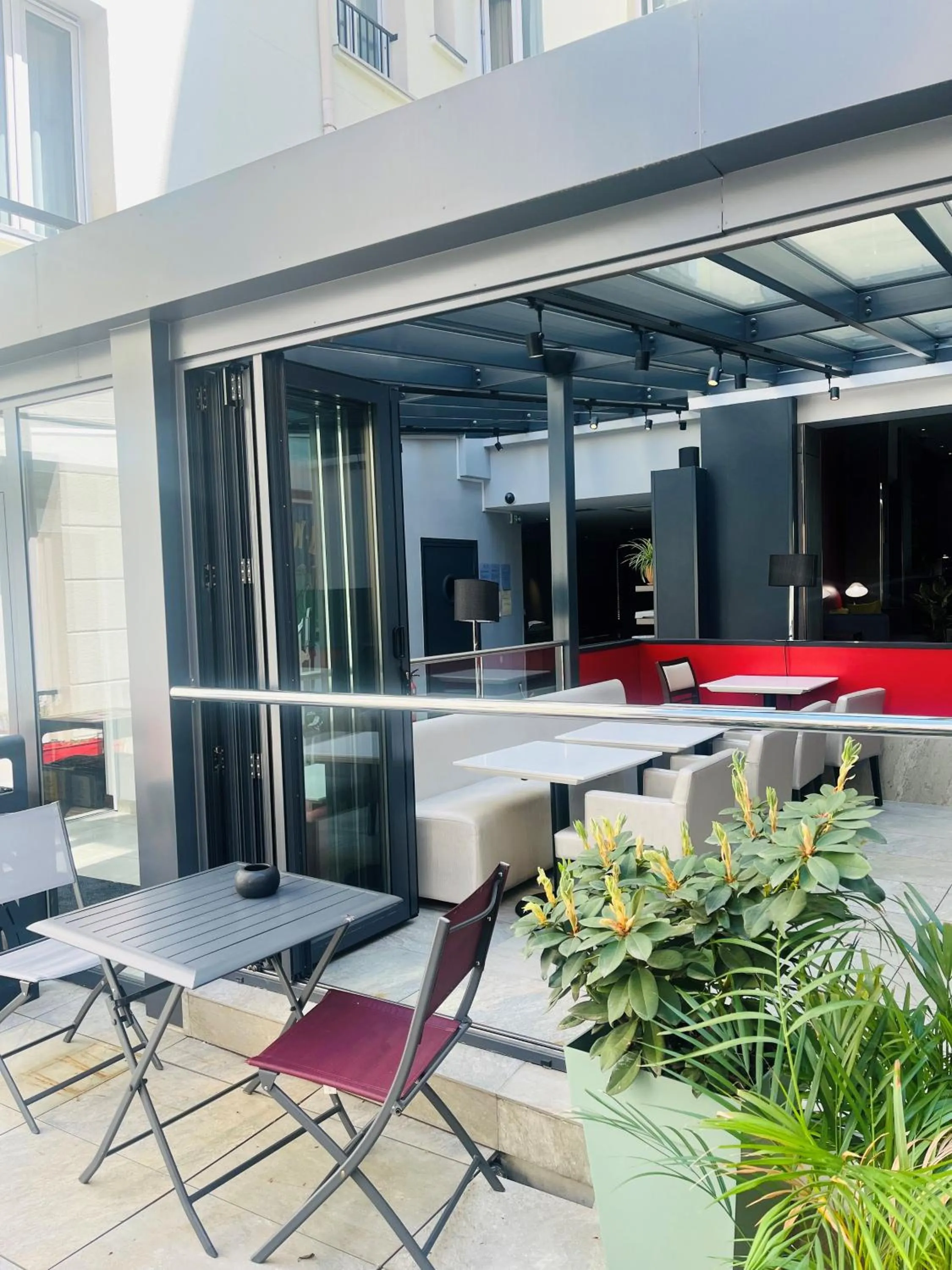 Balcony/Terrace in Best Western Seine West Hotel