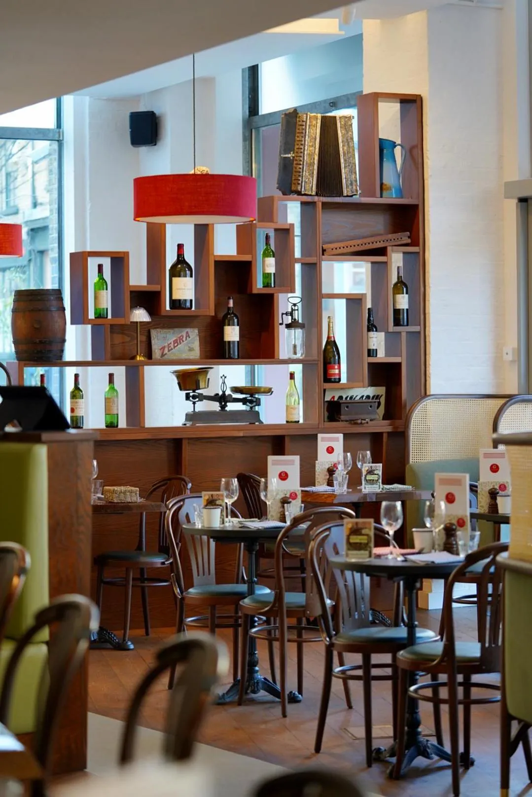 Restaurant/places to eat in Marrable's Farringdon Hotel