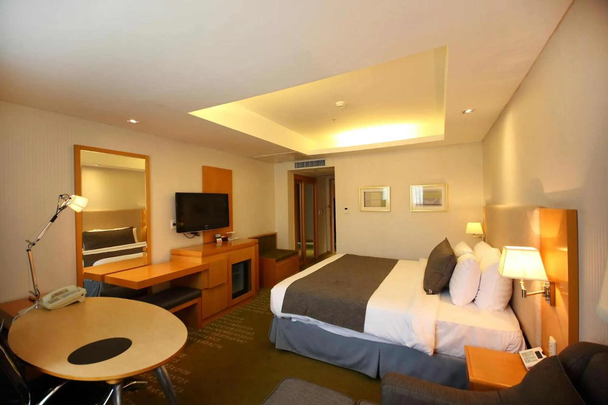 Bed in Ramada by Wyndham Songdo