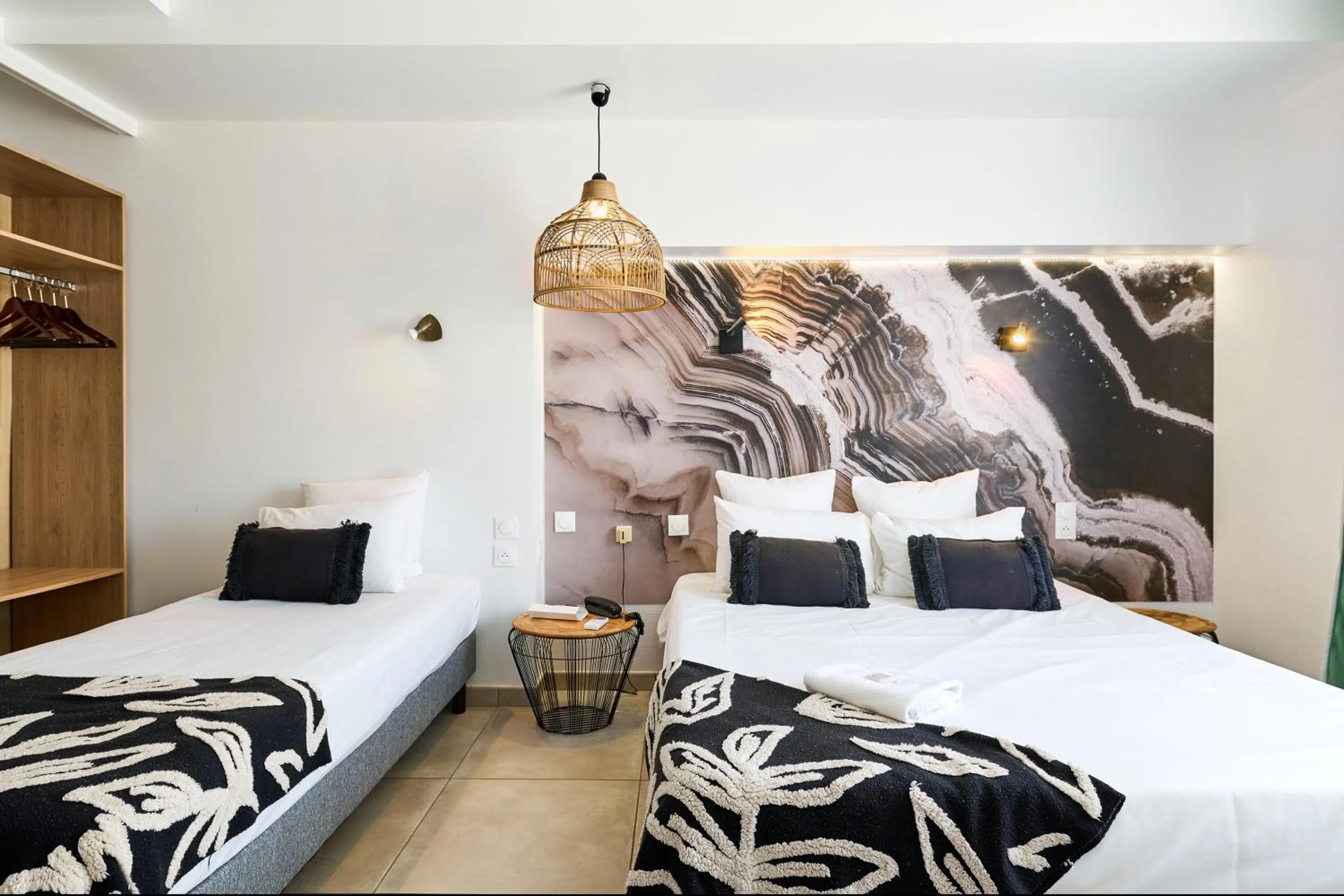 Bed in Hôtel Les Sables - Urban Style - by Logis Hotels