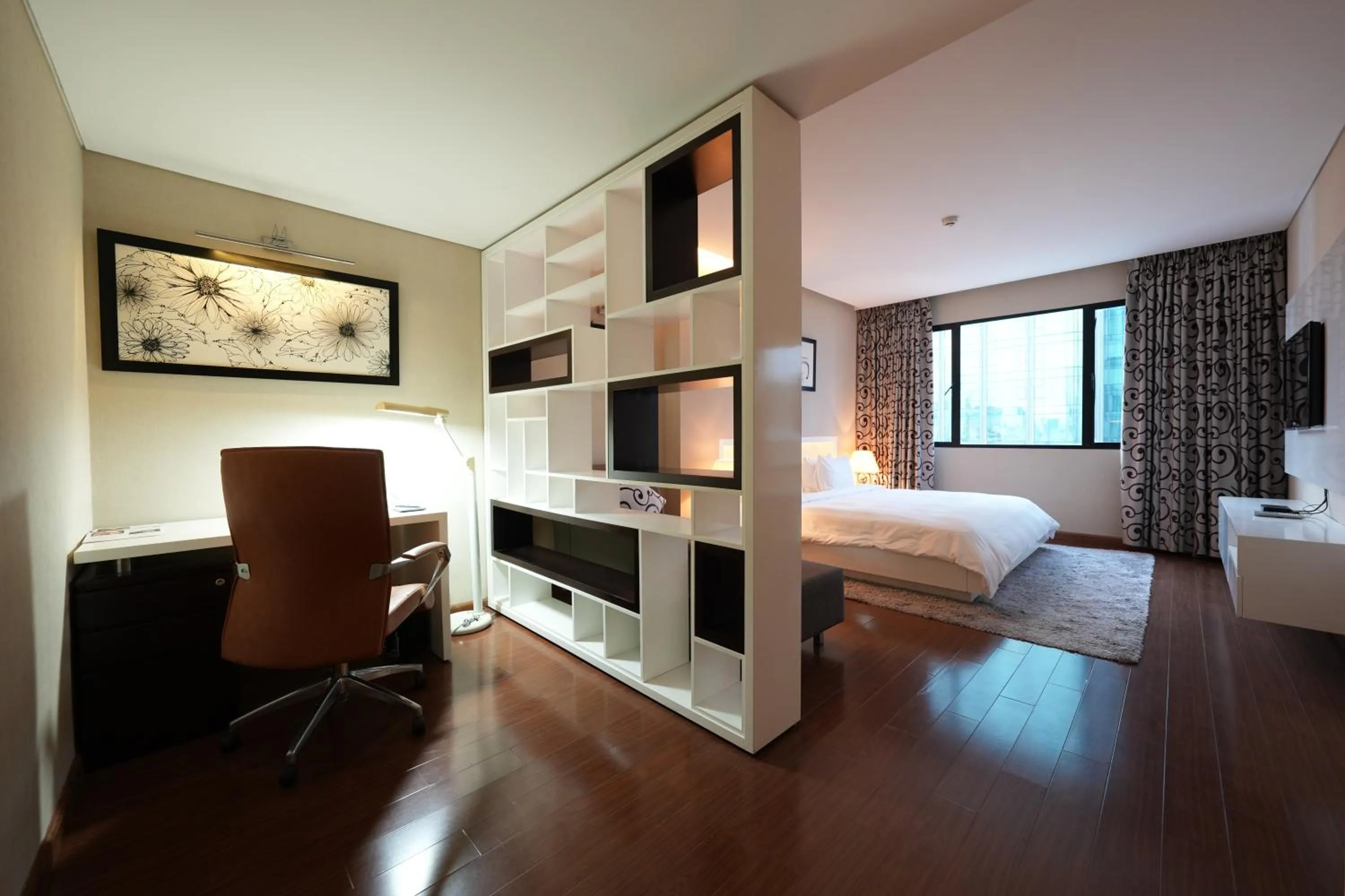 Bed in Saigon Prince Hotel