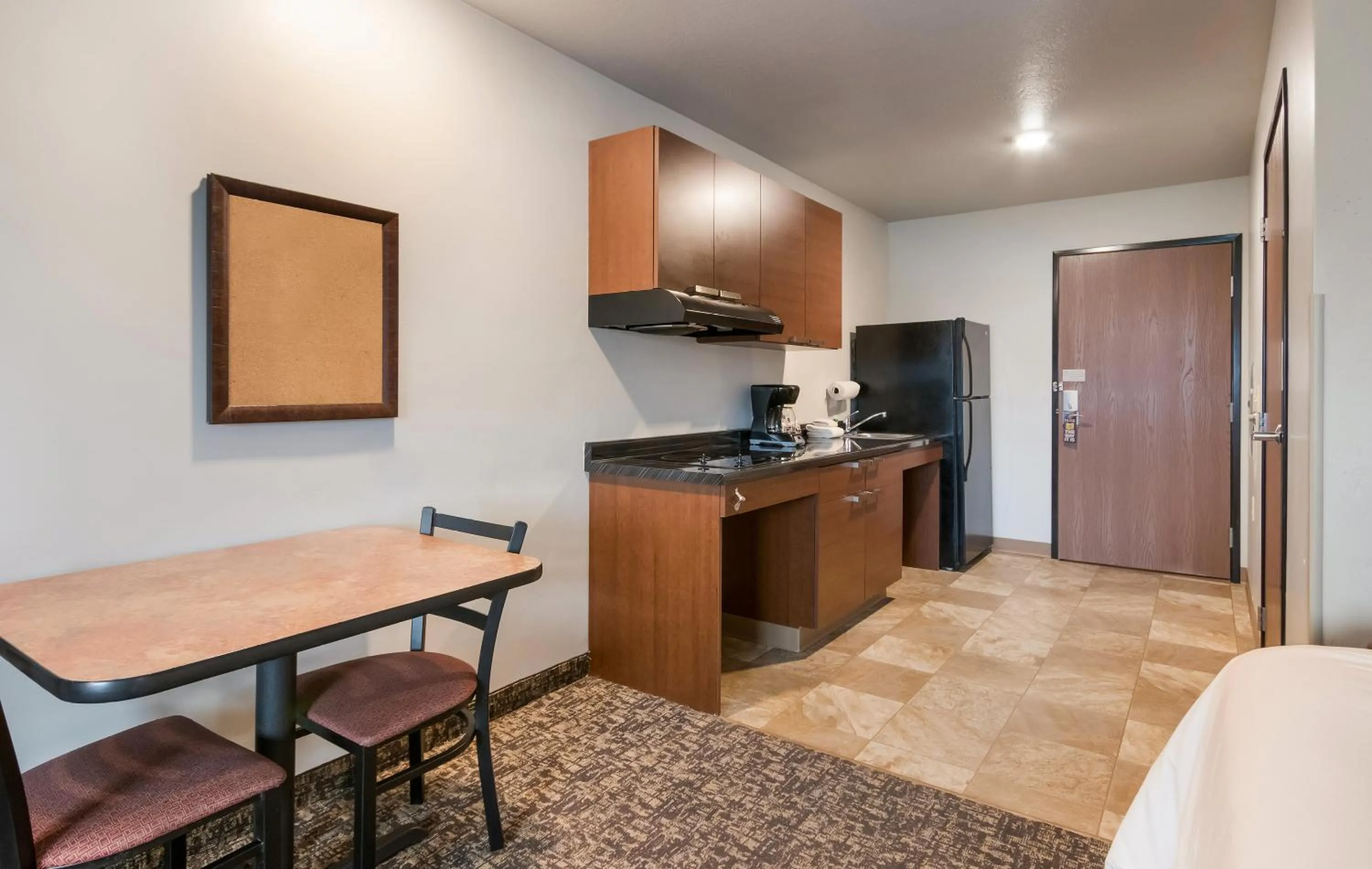 Kitchen or kitchenette in My Place Hotel-Council Bluffs/Omaha East, IA