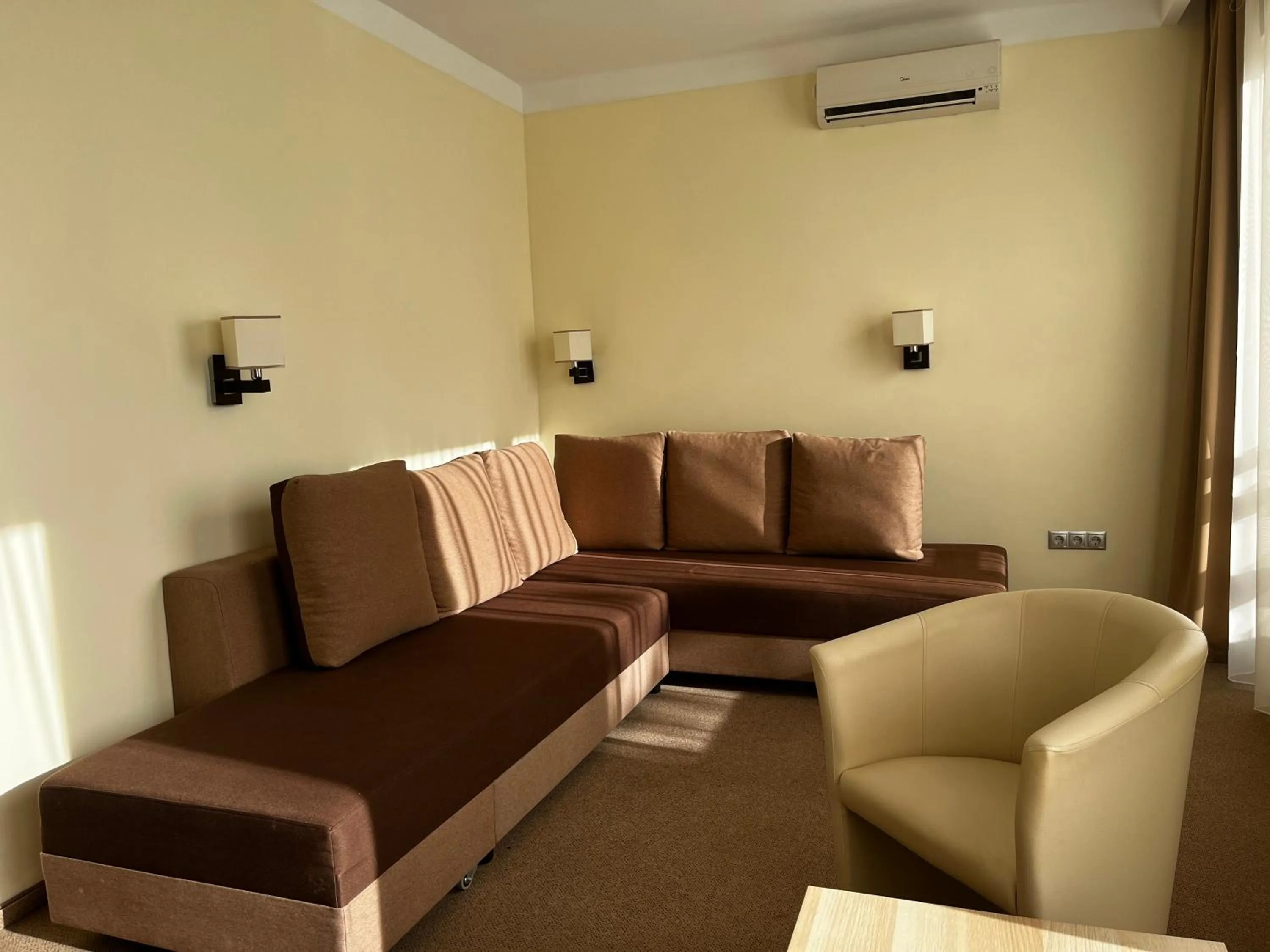 Living room in Nereus Park Hotel