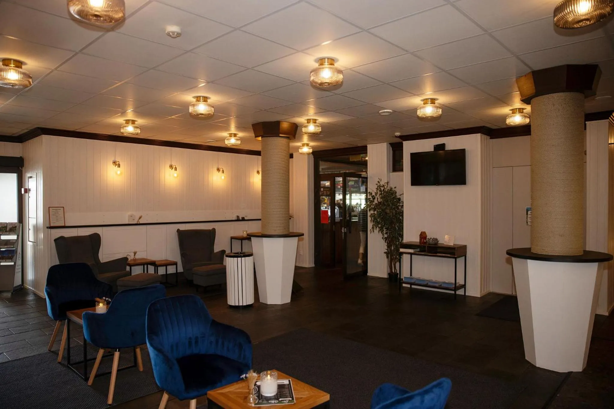 Lobby or reception in Hotel Adlon