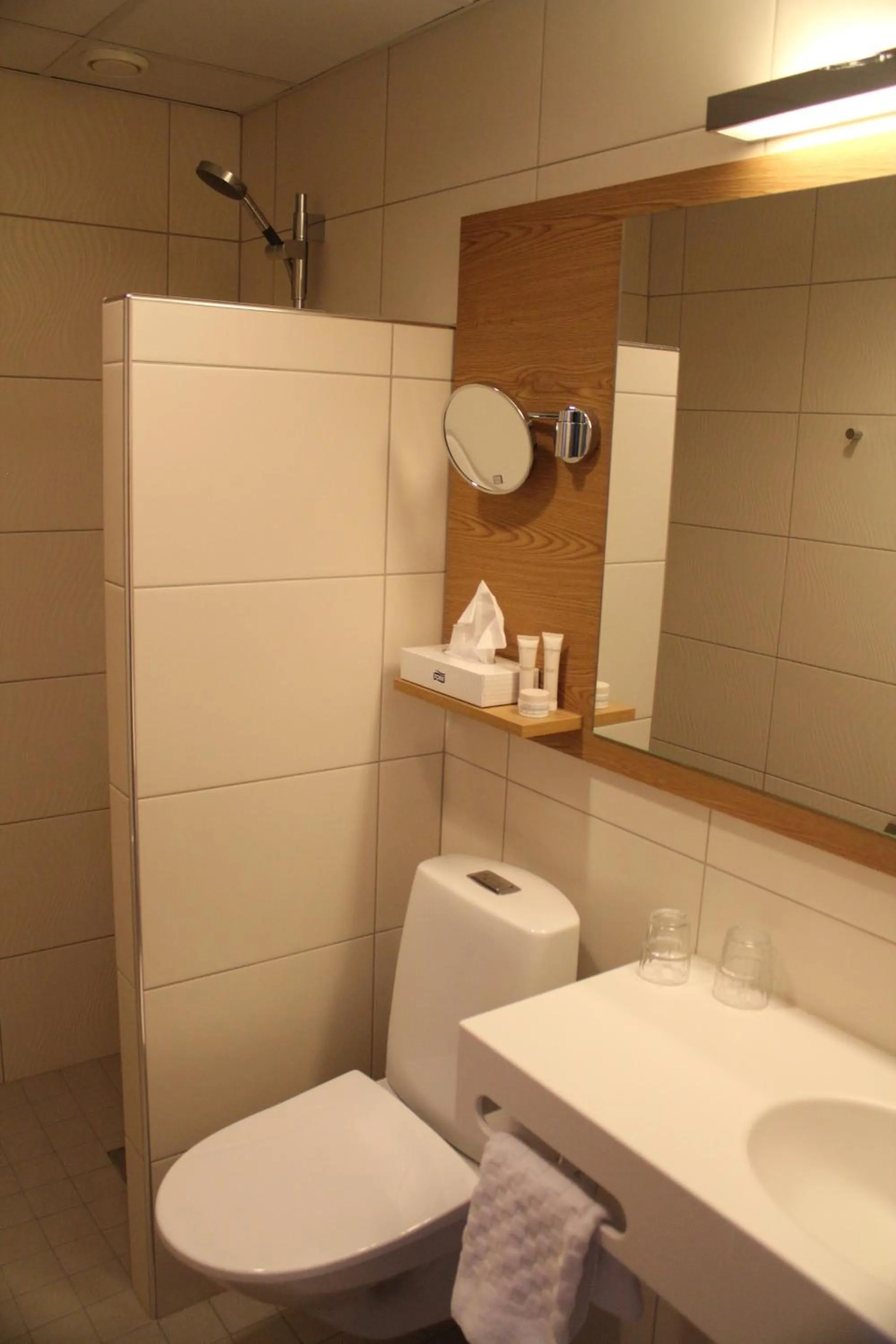 Bathroom in Hotel Savoy