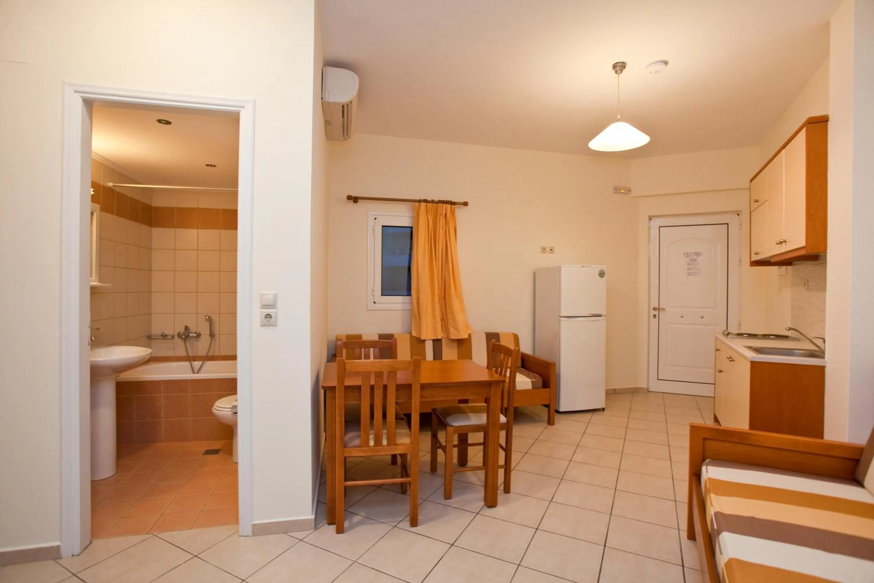 Living room in Phaedra Hotel