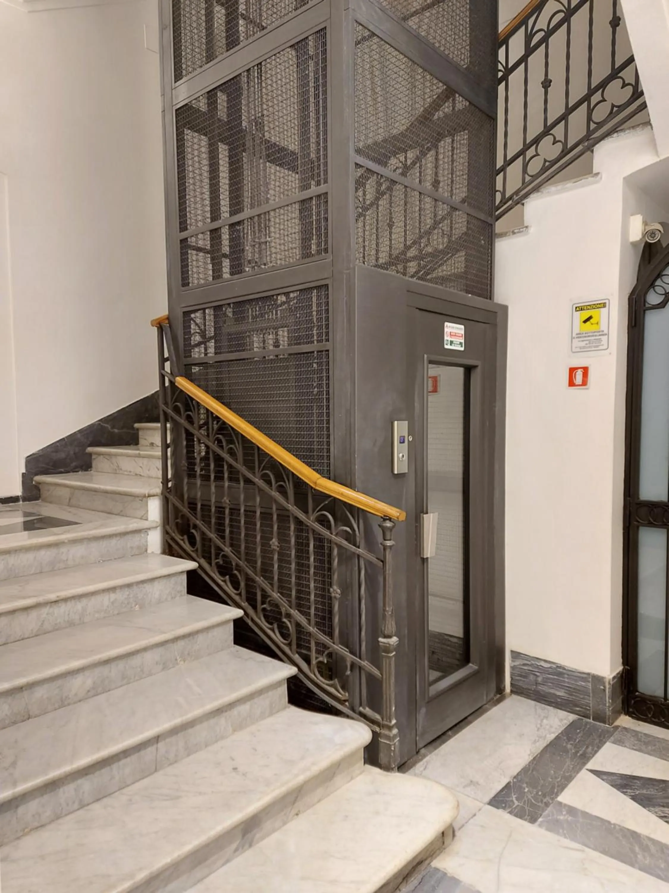 Facade/entrance in Residenza Al Corso Suites