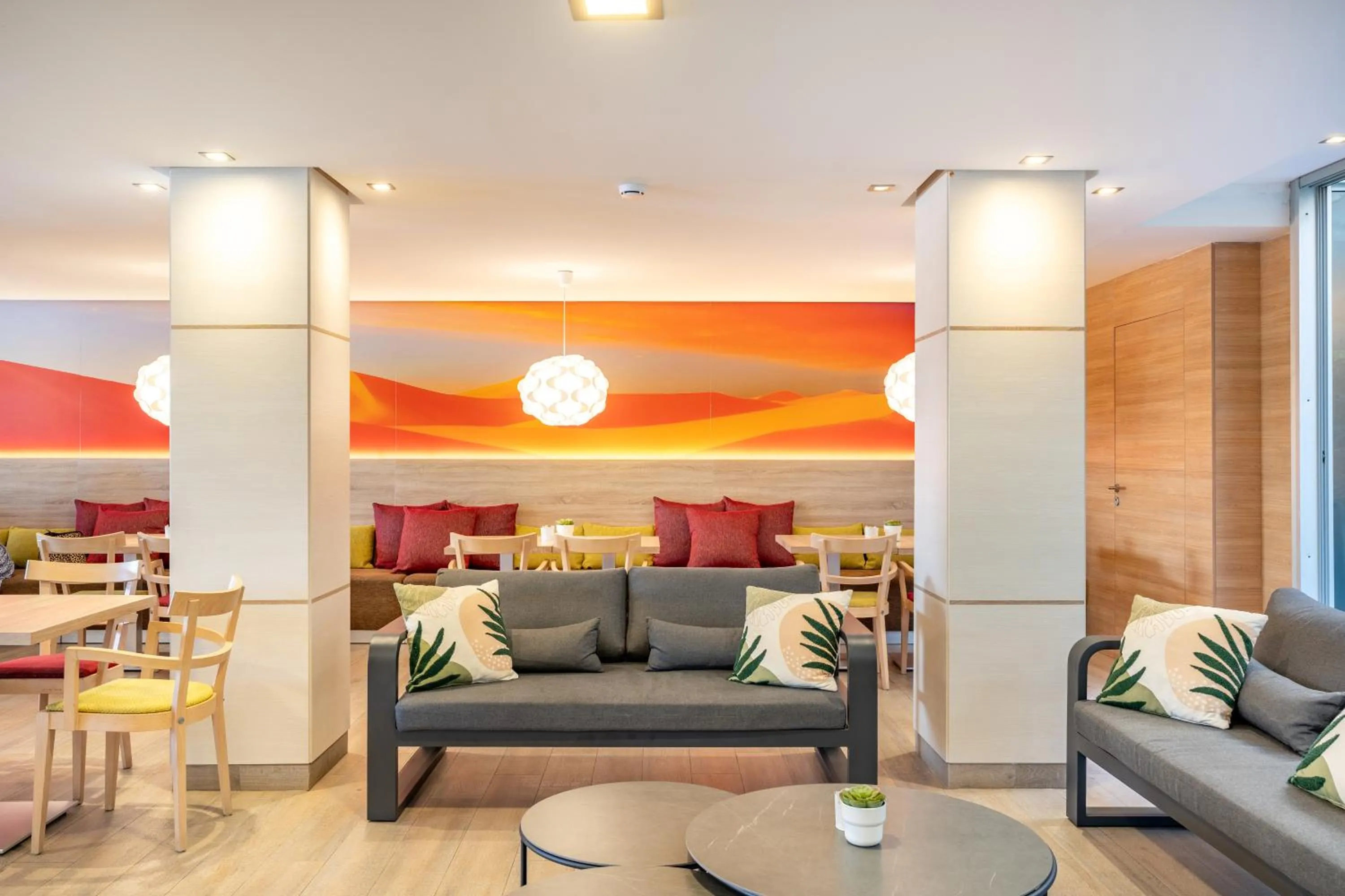 Property building in Apartamentos Cabau Cala Dor