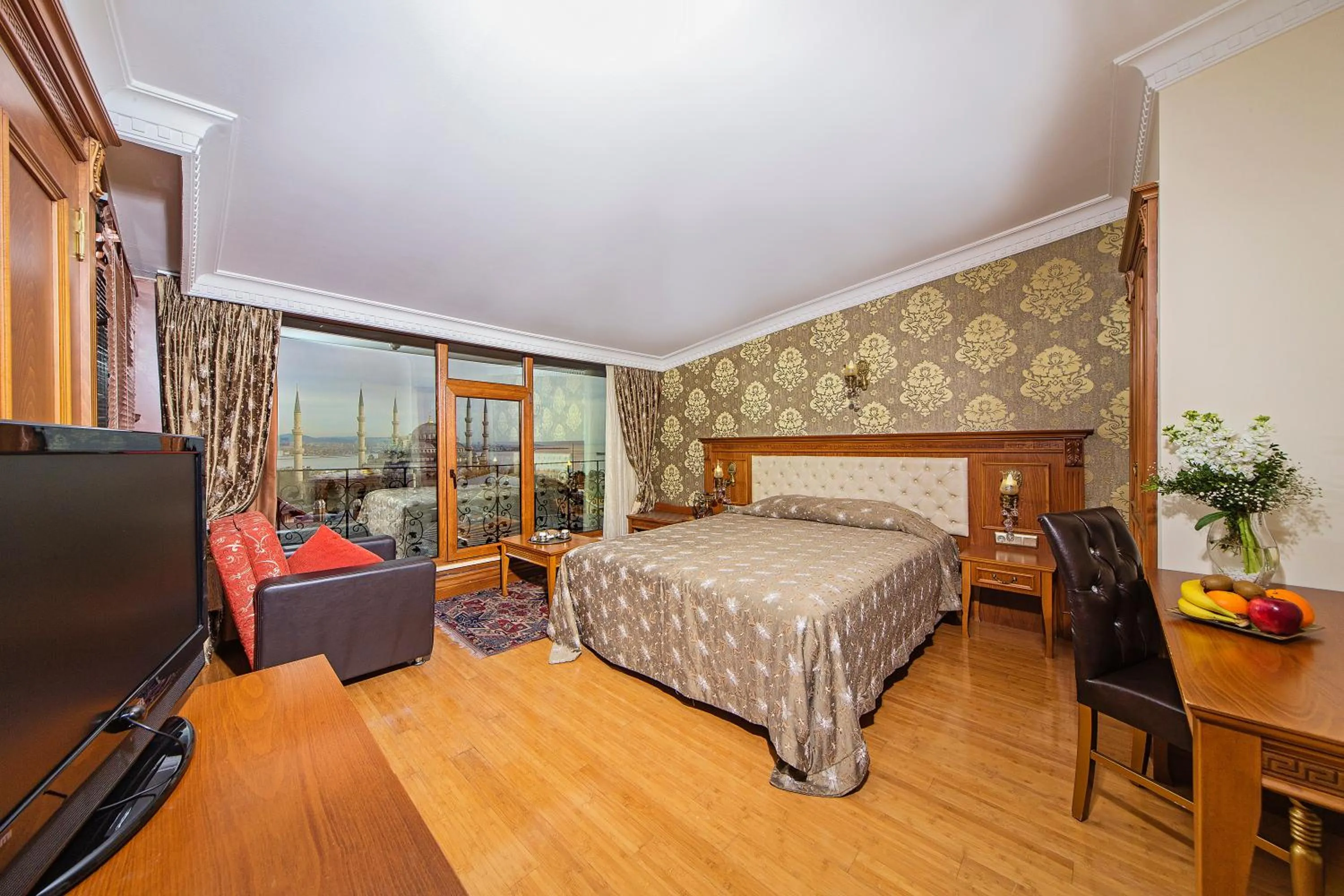 Photo of the whole room in Lausos Hotel Sultanahmet