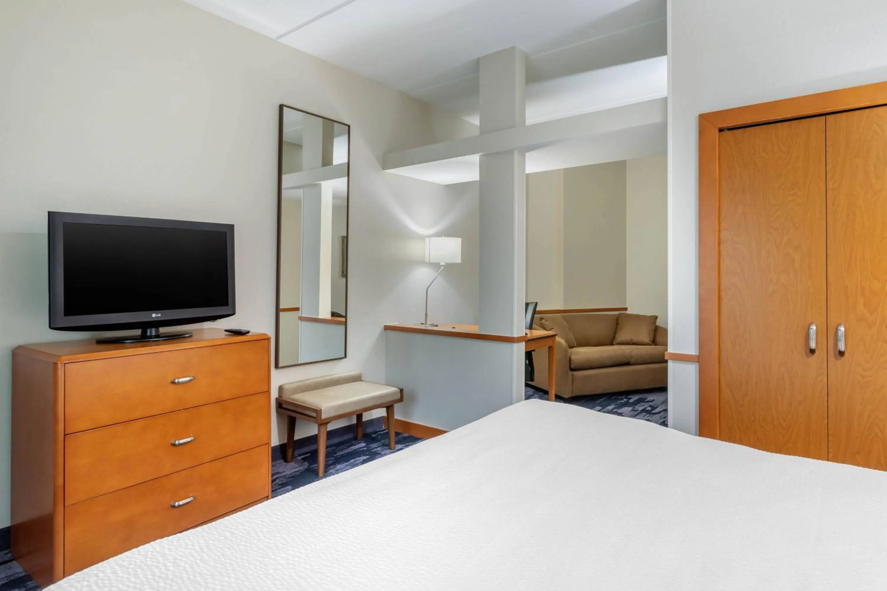 Bedroom, Bed in Fairfield Inn & Suites by Marriott Houston Conroe