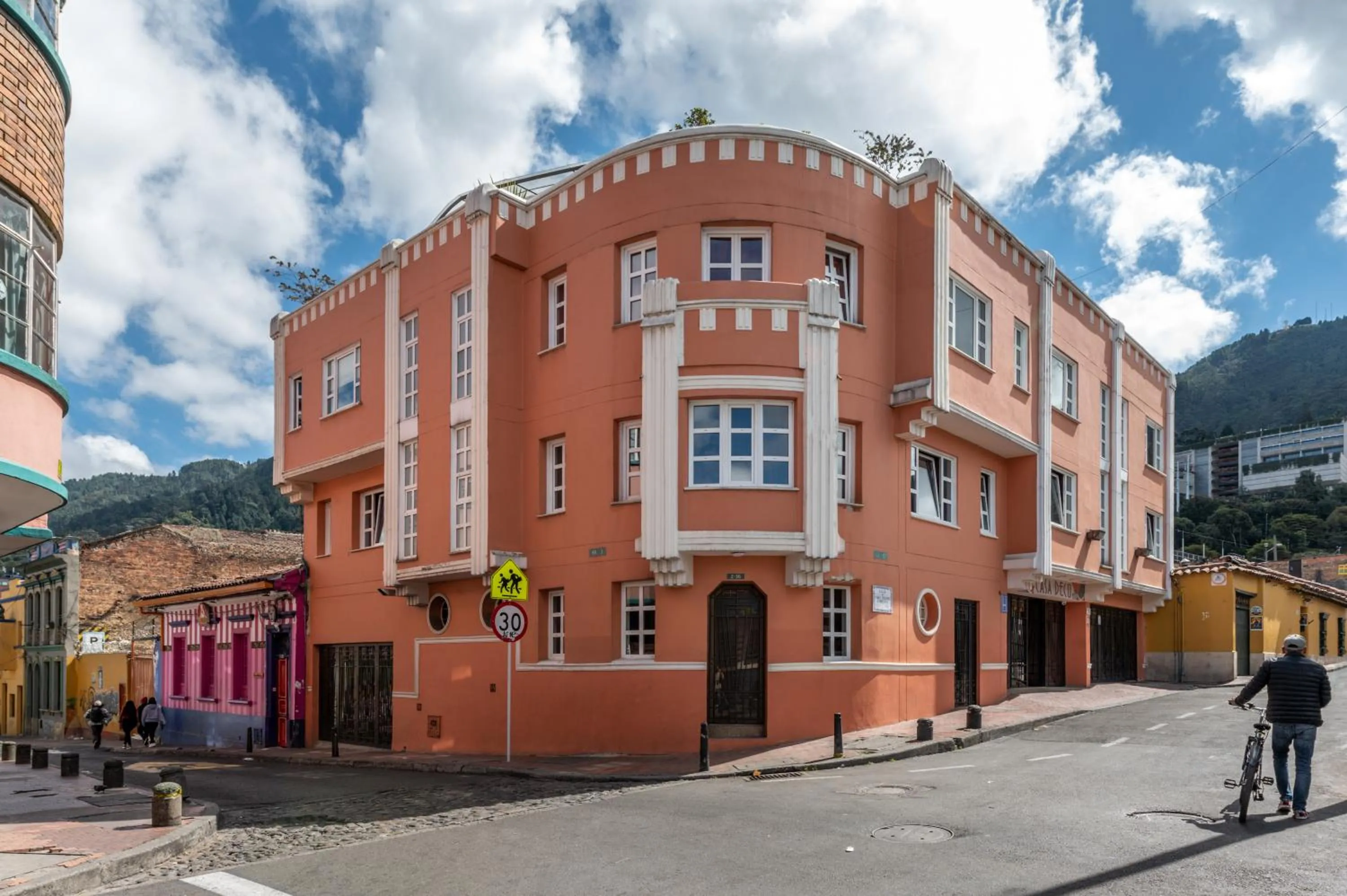 Street view in Hotel Casa Deco