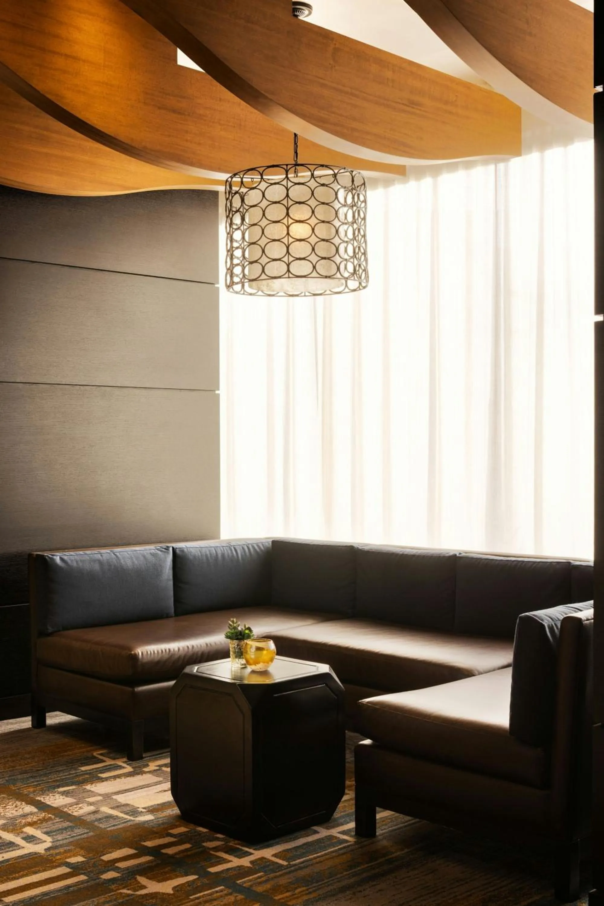 Lounge or bar in Wichita Marriott