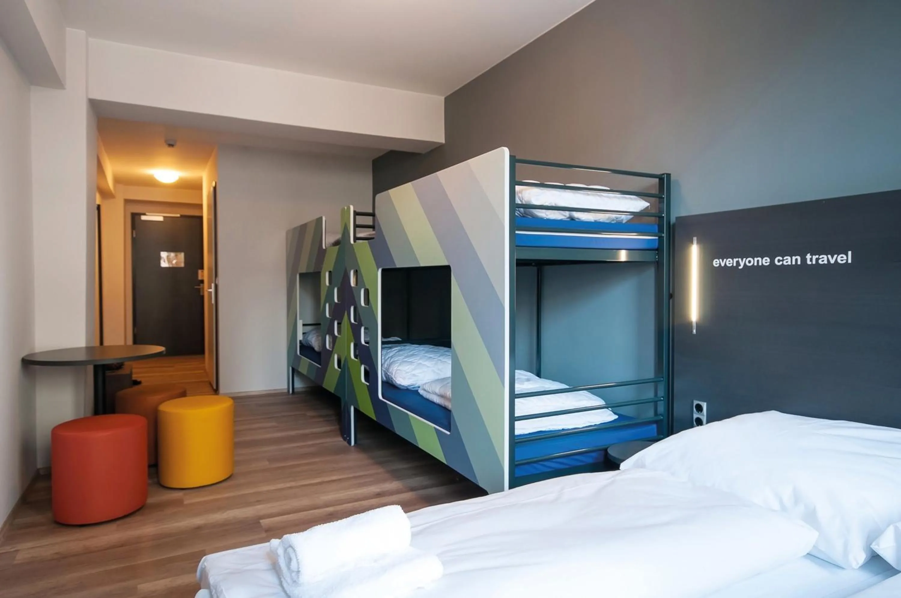 Bedroom, Bed in a&o Bremen Hauptbahnhof