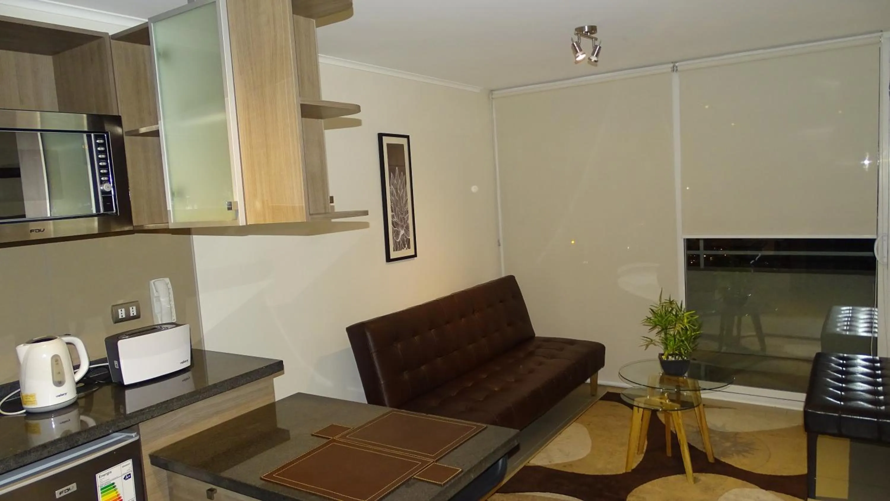 Moneda Express Apart