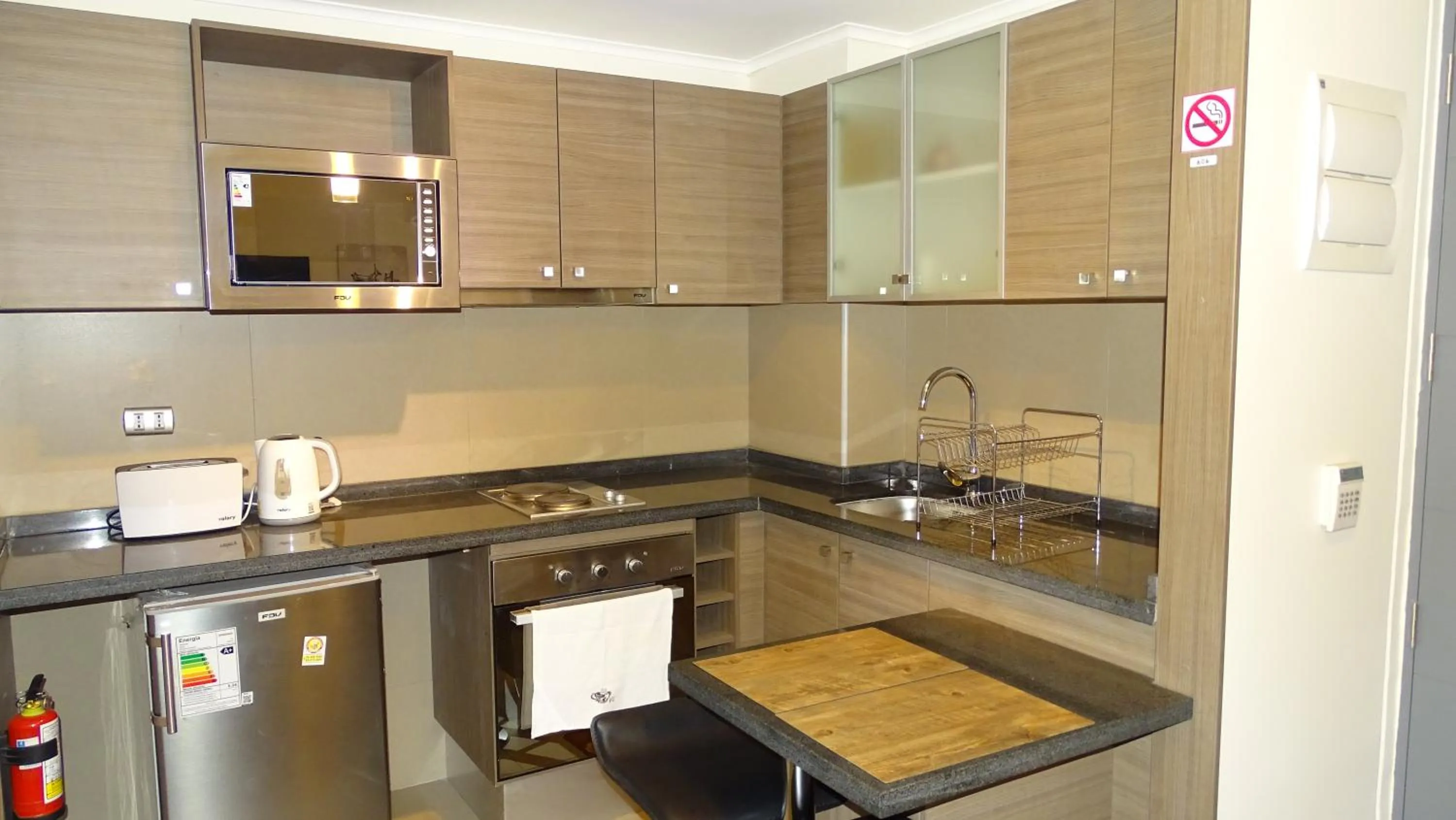 Moneda Express Apart