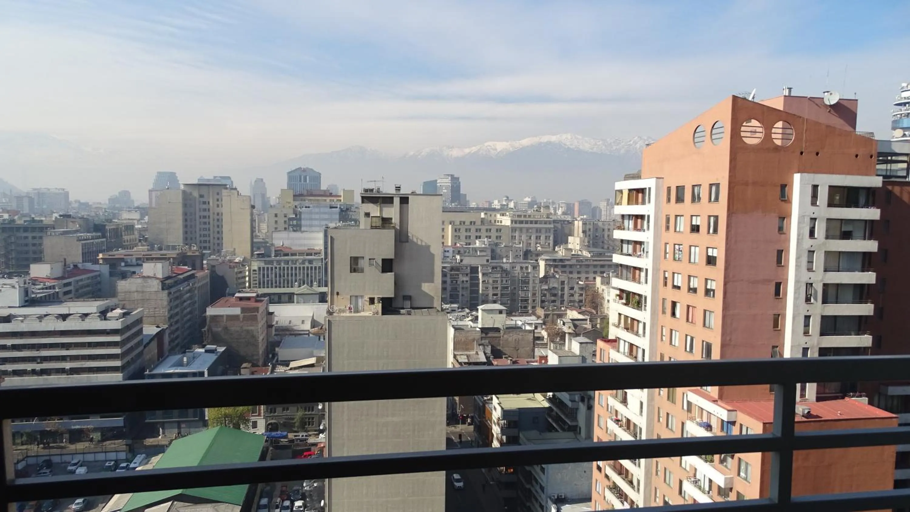 Moneda Express Apart