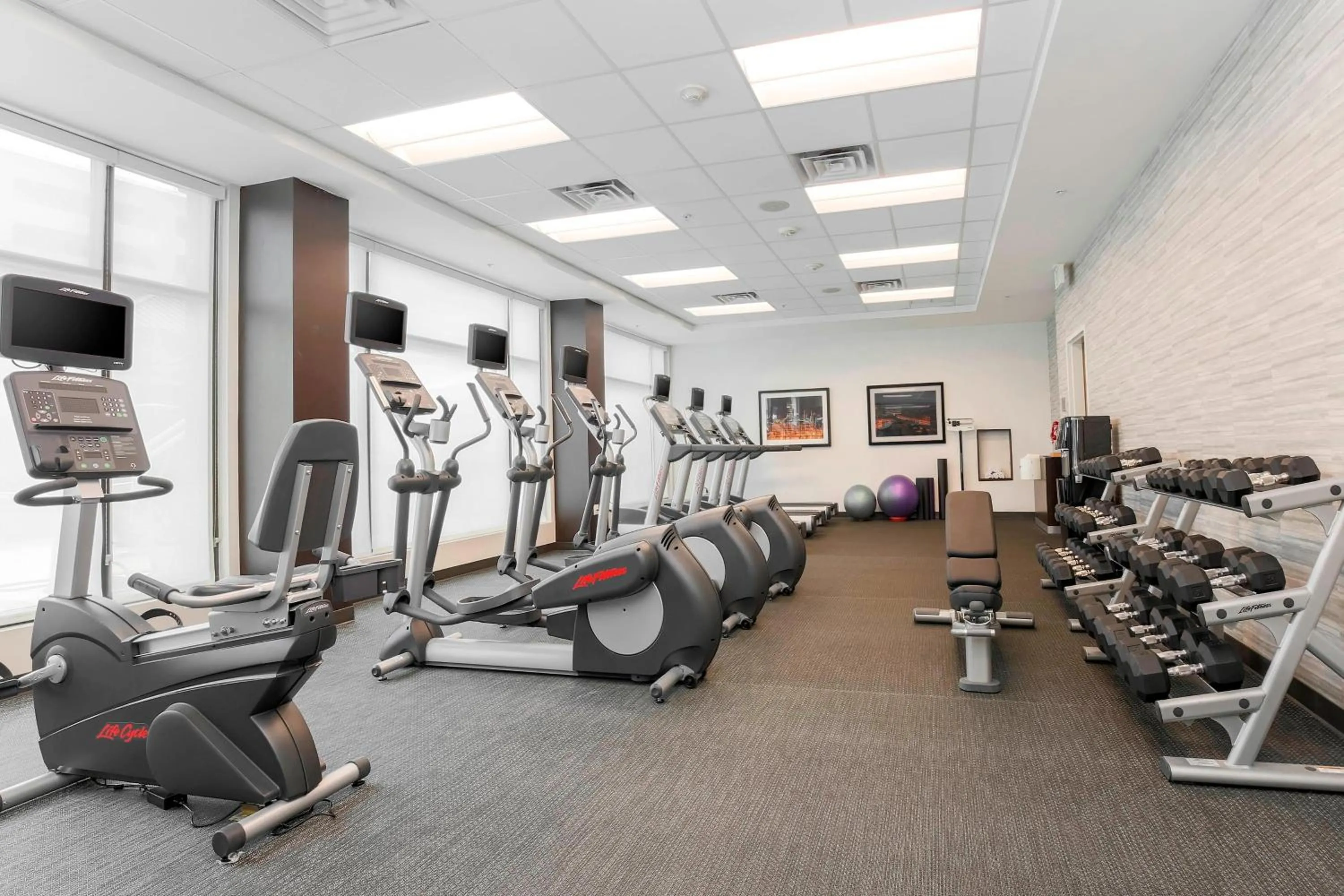 Fitness centre/facilities in Courtyard by Marriott San Jose Campbell