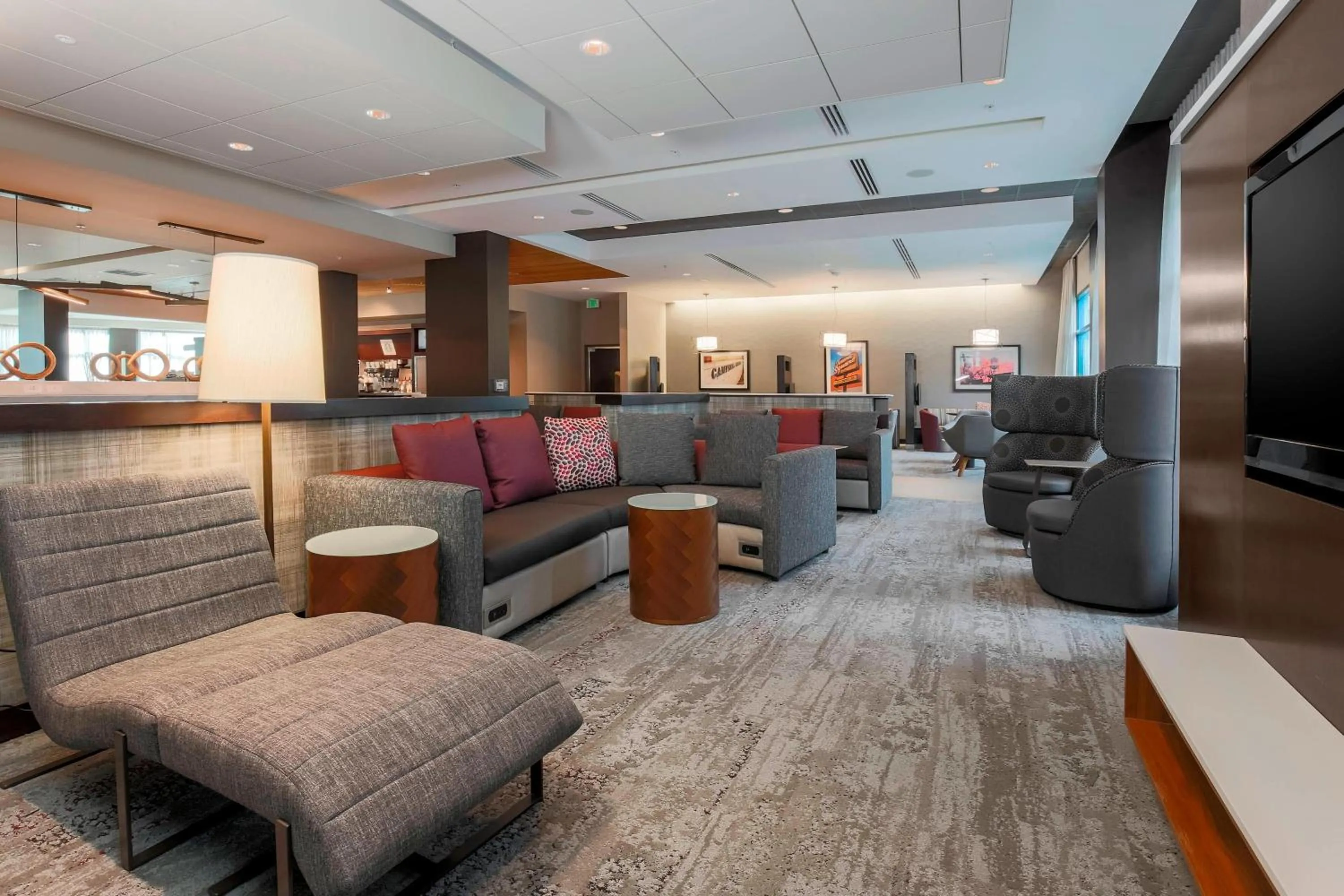 Lobby or reception in Courtyard by Marriott San Jose Campbell